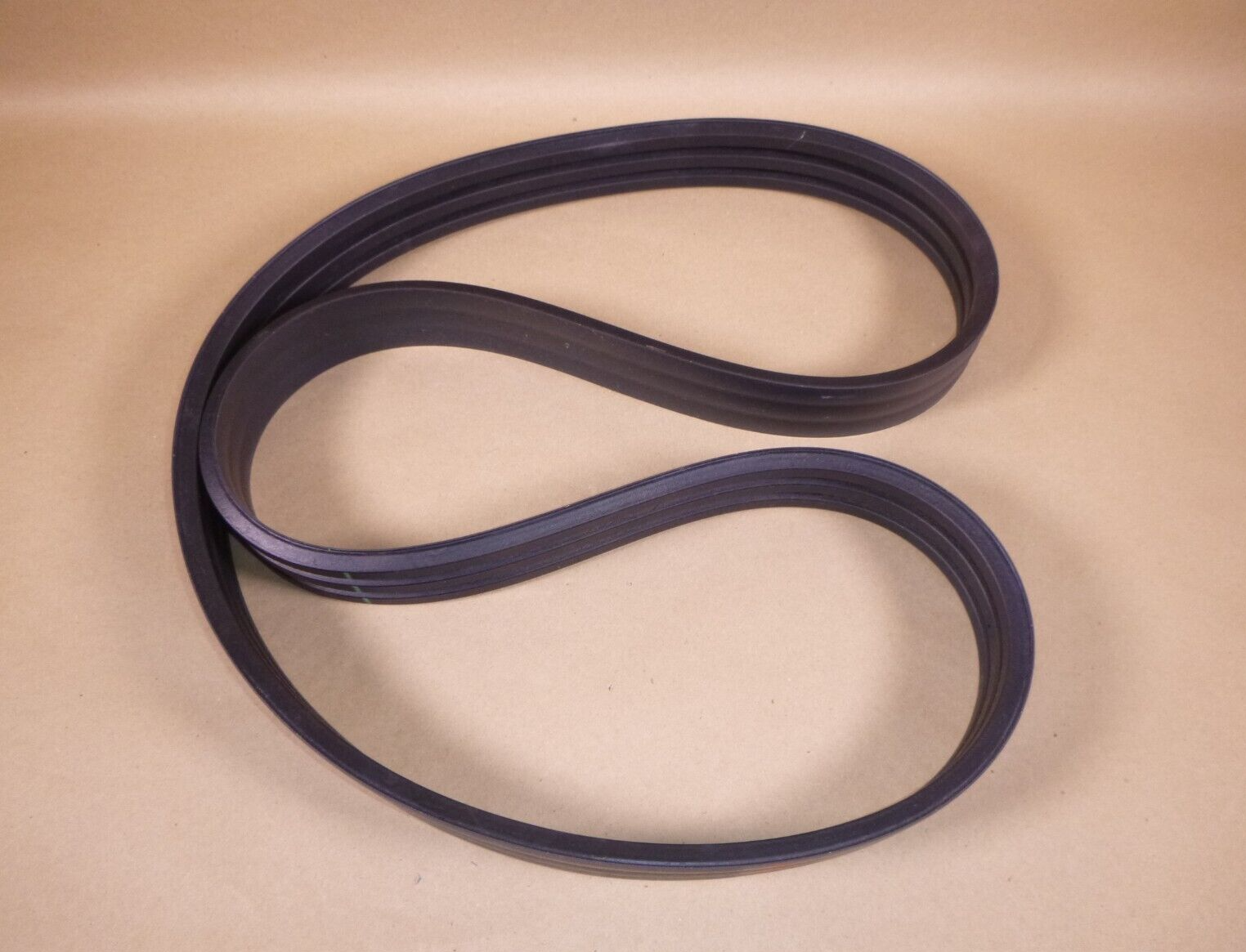 Gates 3/B93 Hi-Power II PowerBand V-Belt, 3 Banded V-Belt 96" OD, Made in USA | Replacement Truck Parts, Trailer Accessories, Automobile Supplies, Car Parts & Accessories