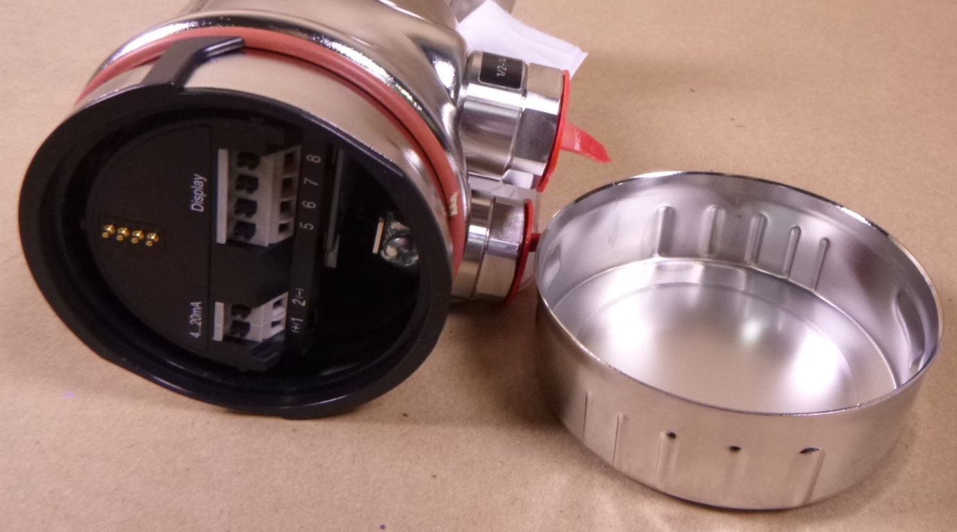 VEGA VEGAPULS 64 Radar Sensor , 12-35VDC , 1/2" NPT, 4-20mA , PS64.IXICBIHX8NXXM | Electrical MRO Replacement Parts & Components and Commercial Electrical Supplies Company