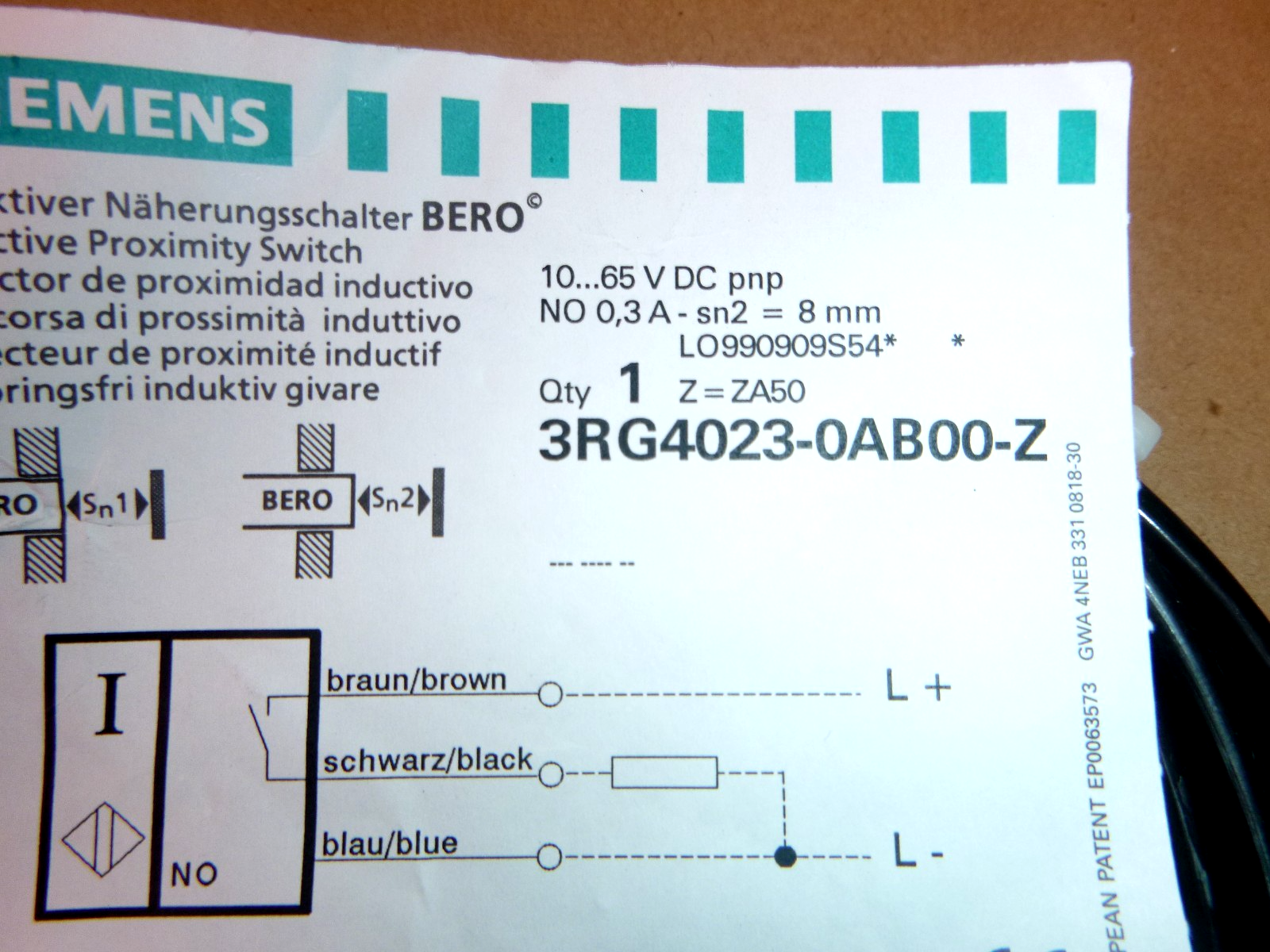 SIEMENS 3RG4023-0AB00-Z Inductive Proximity Switch 8mm Sensing Range 10-65 Vdc