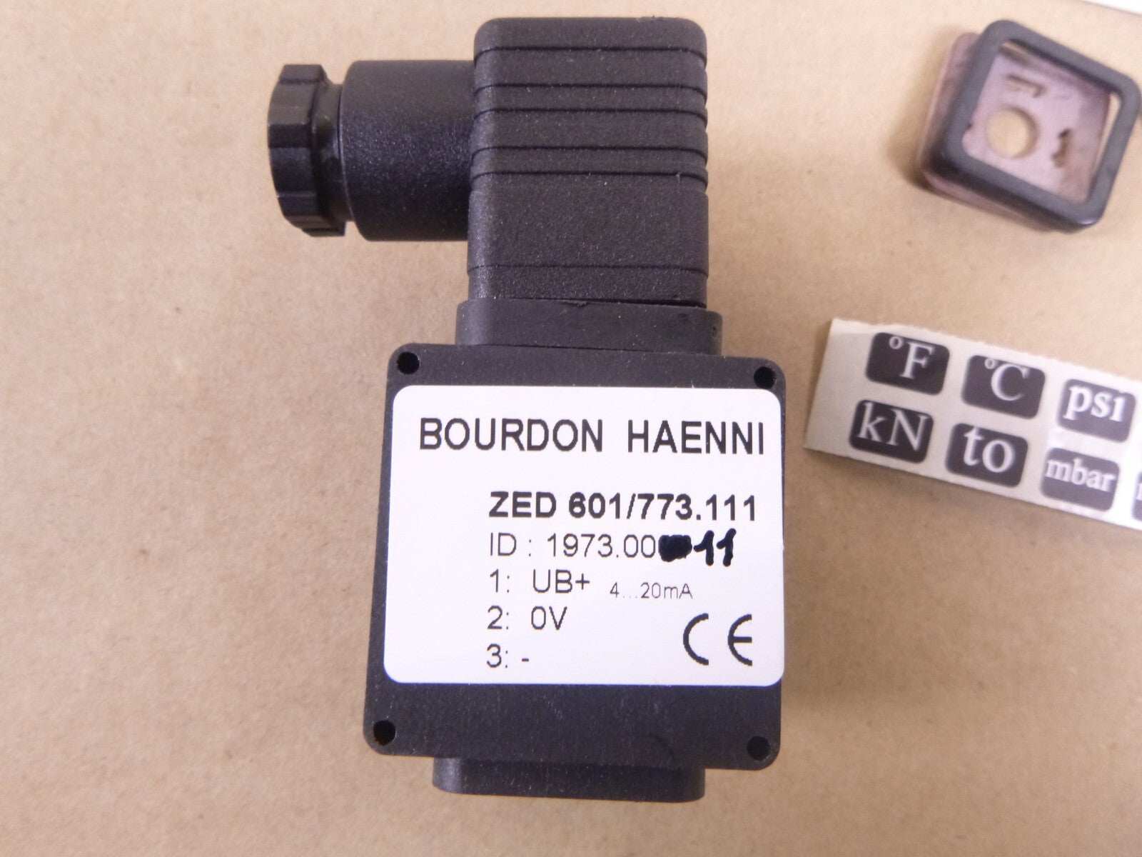 Bourdon Haenni ZED601/773.111 Programable Digital Indicator, 4-20MA | Electrical MRO Replacement Parts & Components and Commercial Electrical Supplies Company