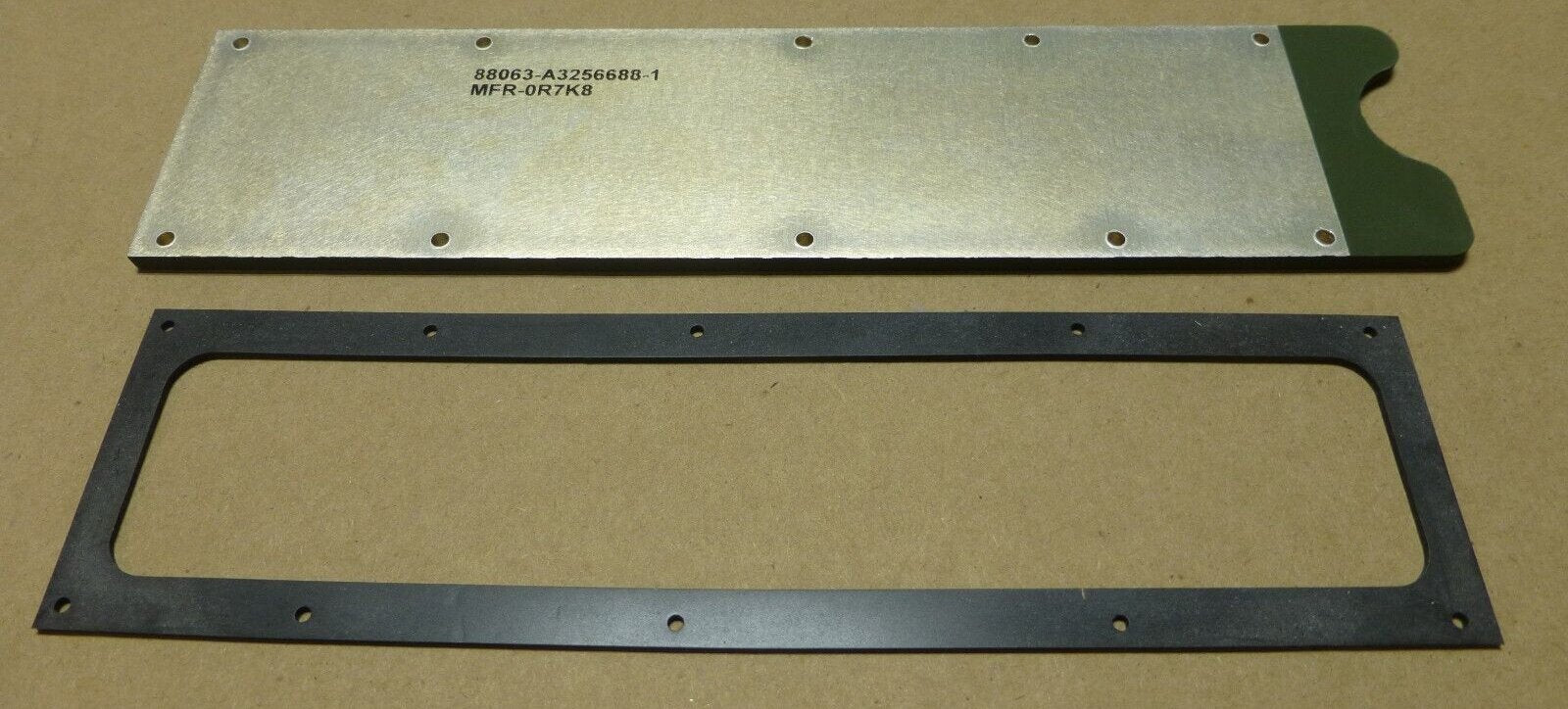 AM-7239E/VRC Vehicle Amplifier Adapter Access Cover A3256688-1 5340-01-562-7591 | Replacement Truck Parts, Trailer Accessories, Automobile Supplies, Car Parts & Accessories