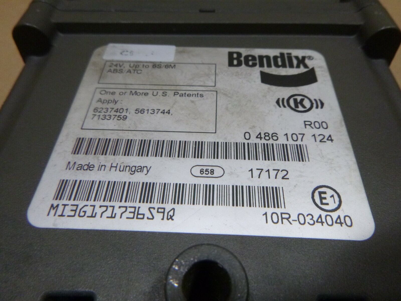 Bendix K058714 EC-60 Premium Frame ECU - K038367 - K062719 - 4251927 - K058709 | Replacement Truck Parts, Trailer Accessories, Automobile Supplies, Car Parts & Accessories
