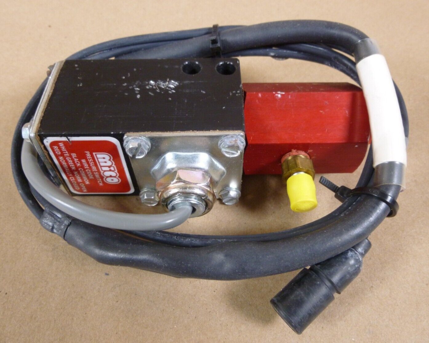 Cadillac Gage 136600 Pressure Switch XM1117 217517 , 5930-01-479-3968 | Replacement Truck Parts, Trailer Accessories, Automobile Supplies, Car Parts & Accessories