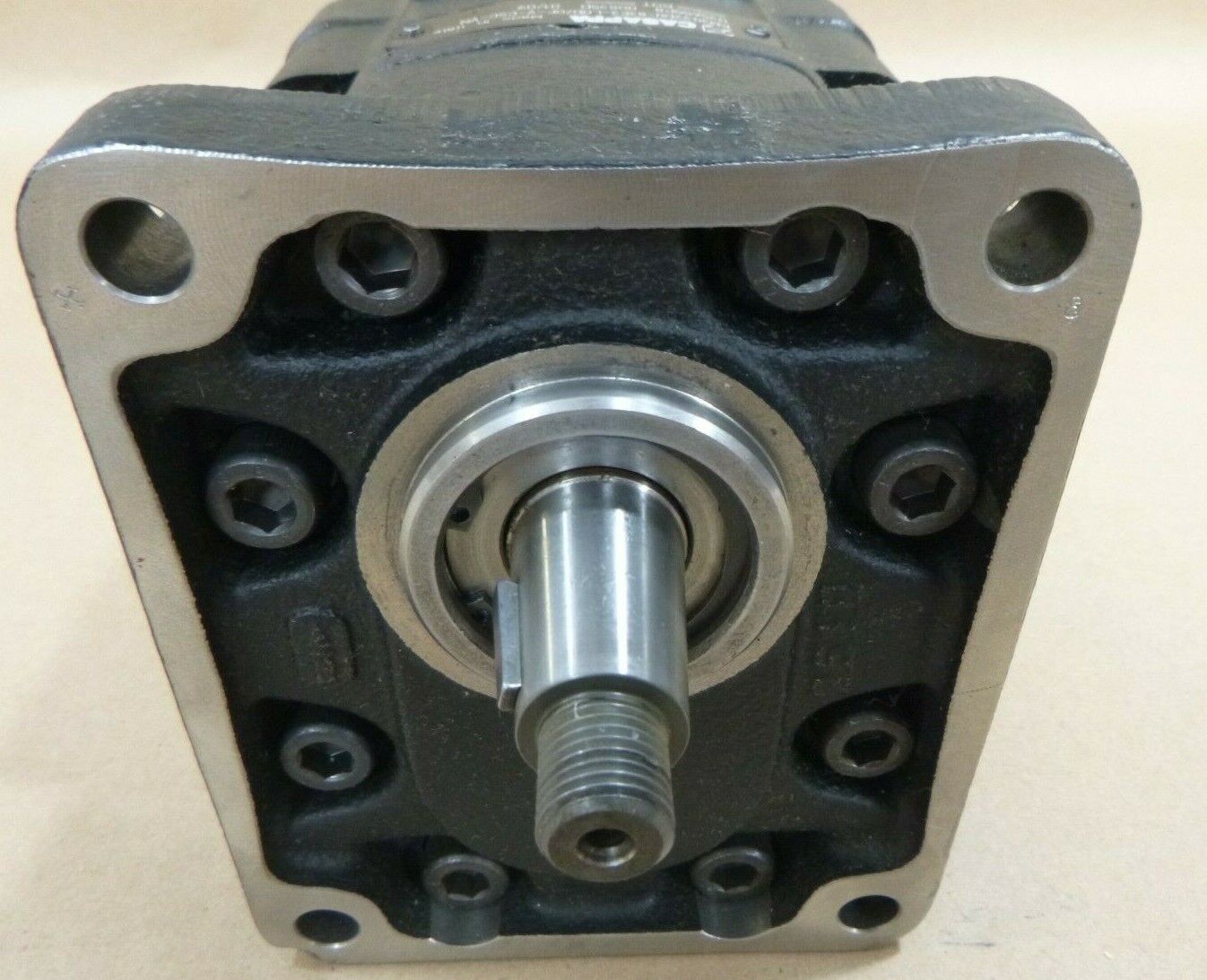 CASAPPA KM30 22 HYDRAULIC GEAR MOTOR CSC 3000RPM KM30.22D0-83E3-LOD/OF-V-CSC-VN | Industrial Electric Motors, Pumps & Parts