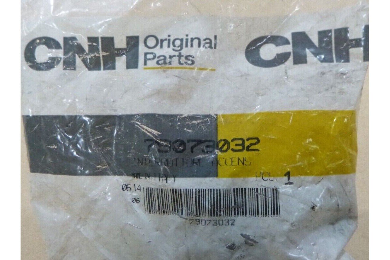CNH OEM 79073032 IGNITION SWITCH FOR FG85 FR220 DC180LT FR220.2 LW90 FG105 FR70 | Industrial Tractor Parts Supplier and Surplus Tractor Parts & Accessories