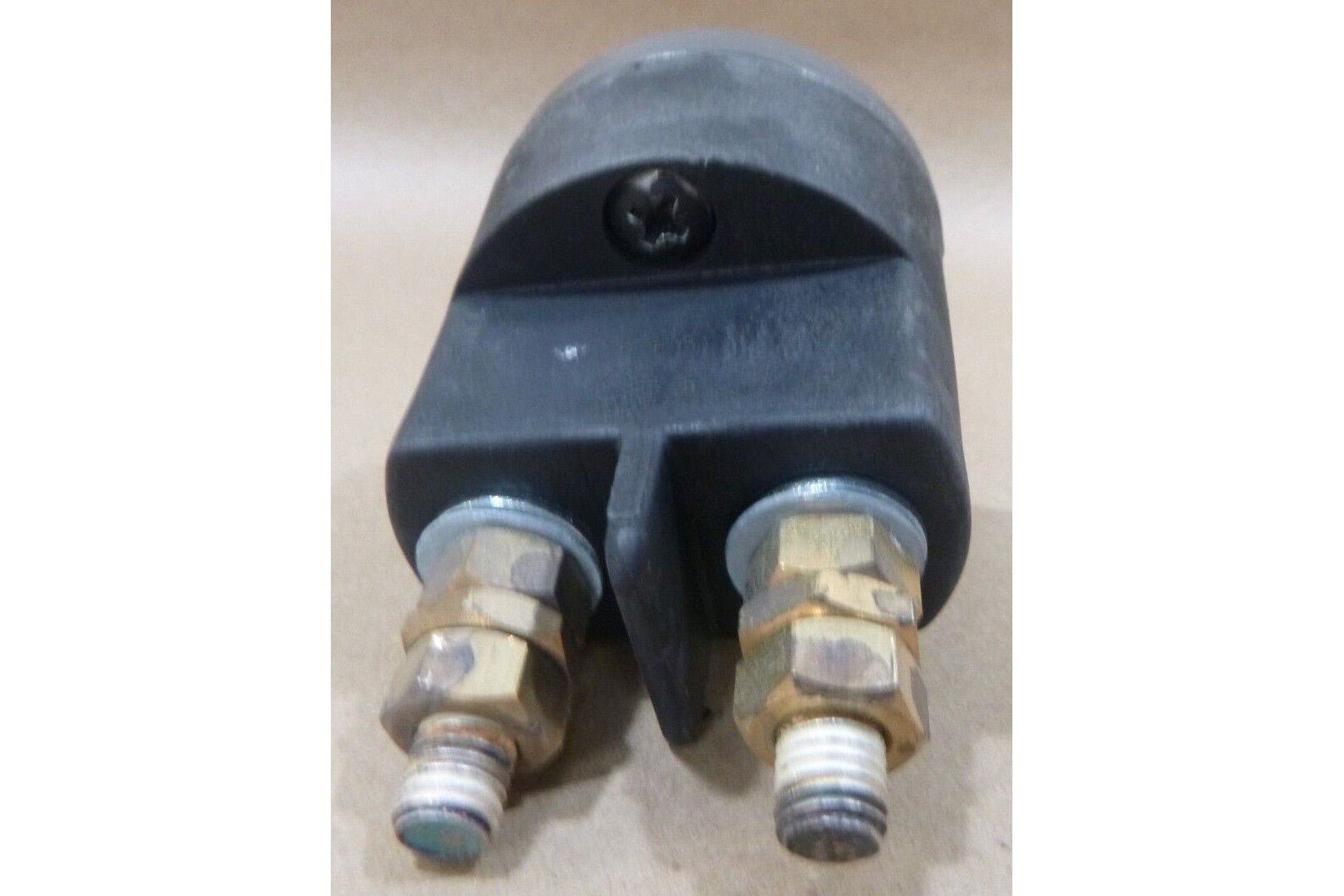 CNH OEM 79073032 IGNITION SWITCH FOR FG85 FR220 DC180LT FR220.2 LW90 FG105 FR70 | Industrial Tractor Parts Supplier and Surplus Tractor Parts & Accessories