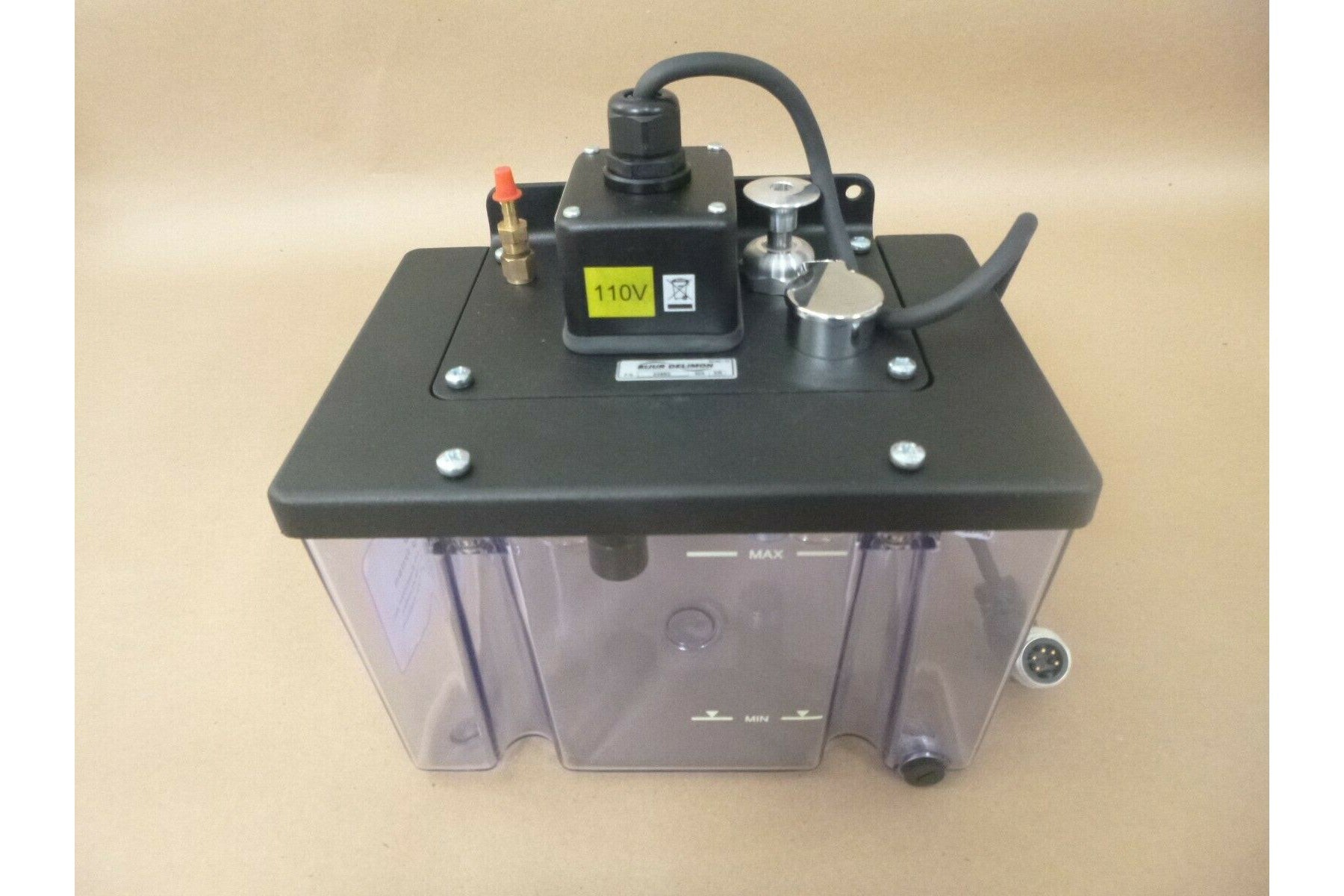 DAHLE SAO-120 4 LITER AUTOMATIC OILER FOR 20600 20390 SERIES SHREDDERS BIJUR | Industrial MRO Replacement Parts, Manufacturing Machine Parts & Components, Heavy Equipment Parts Supplier