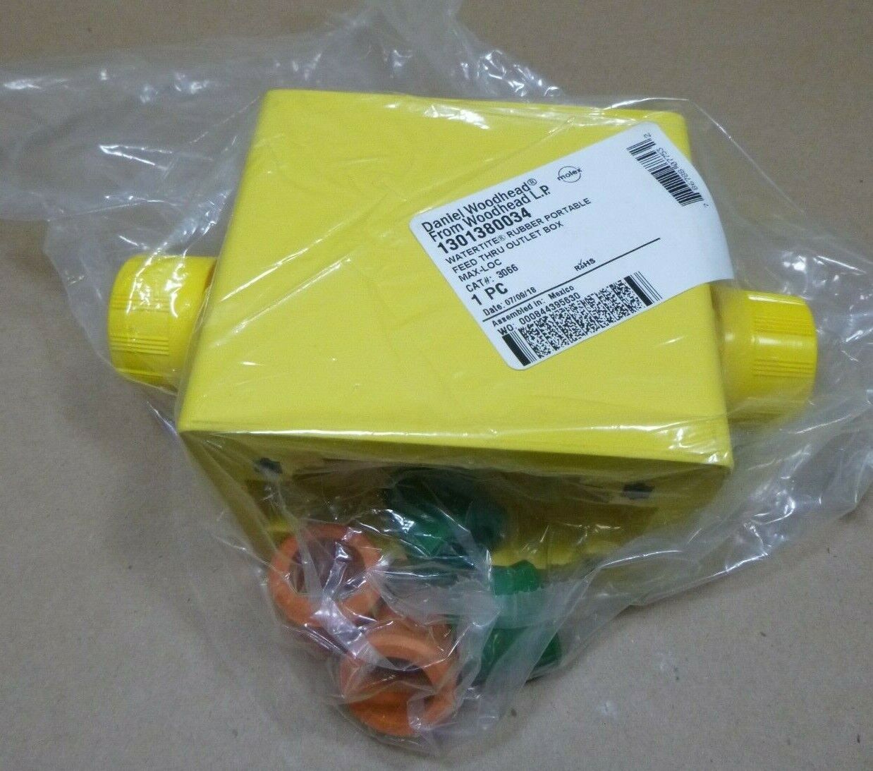 DANIEL WOODHEAD 3066 WATERTITE RUBBER PORTABLE FEED THRU OUTLET BOX FS/FD 4-1/4" | Industrial MRO Replacement Parts, Manufacturing Machine Parts & Components, Heavy Equipment Parts Supplier