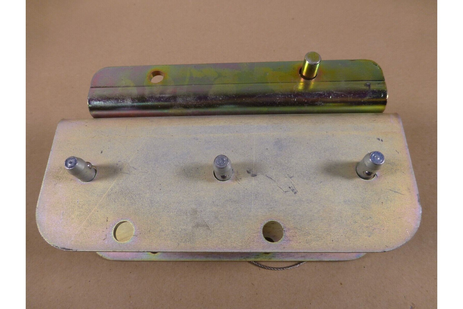 DBI SALA 8510224 Winch SRL Mounting Bracket For 8513158 Tripod | Industrial MRO Replacement Parts, Manufacturing Machine Parts & Components, Heavy Equipment Parts Supplier