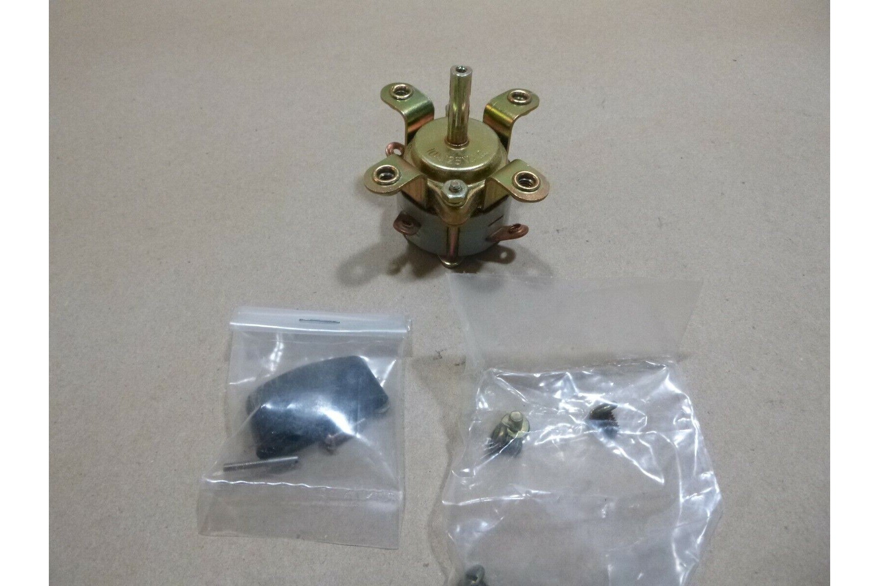 ELECTRO SWITCH 122902MA ROTARY SWITCH 10A 125VAC , 5930-01-194-7312 | Industrial MRO Replacement Parts, Manufacturing Machine Parts & Components, Heavy Equipment Parts Supplier