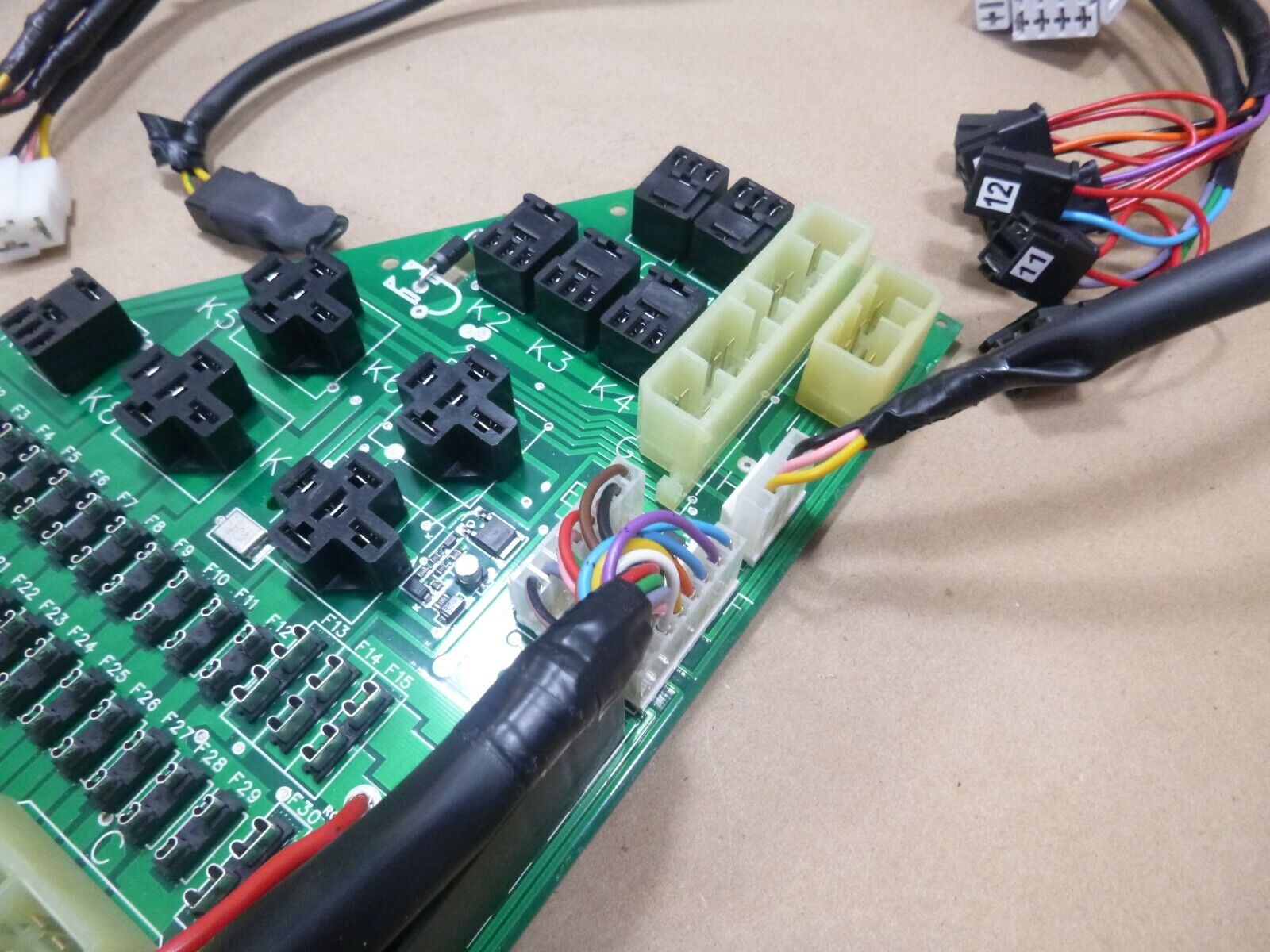 Genuine Manitou 241678 Circuit Board Assembly | Industrial Tractor Parts Supplier and Surplus Tractor Parts & Accessories