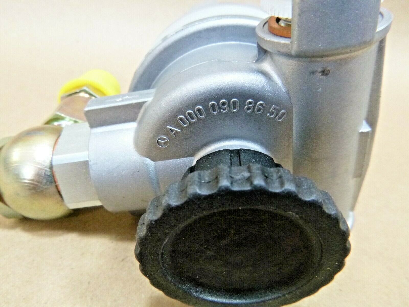 Genuine Mercedes-Benz Pre Supply Fuel Pump A0000908650 Mercedes-Benz Actros | Replacement Truck Parts, Trailer Accessories, Automobile Supplies, Car Parts & Accessories