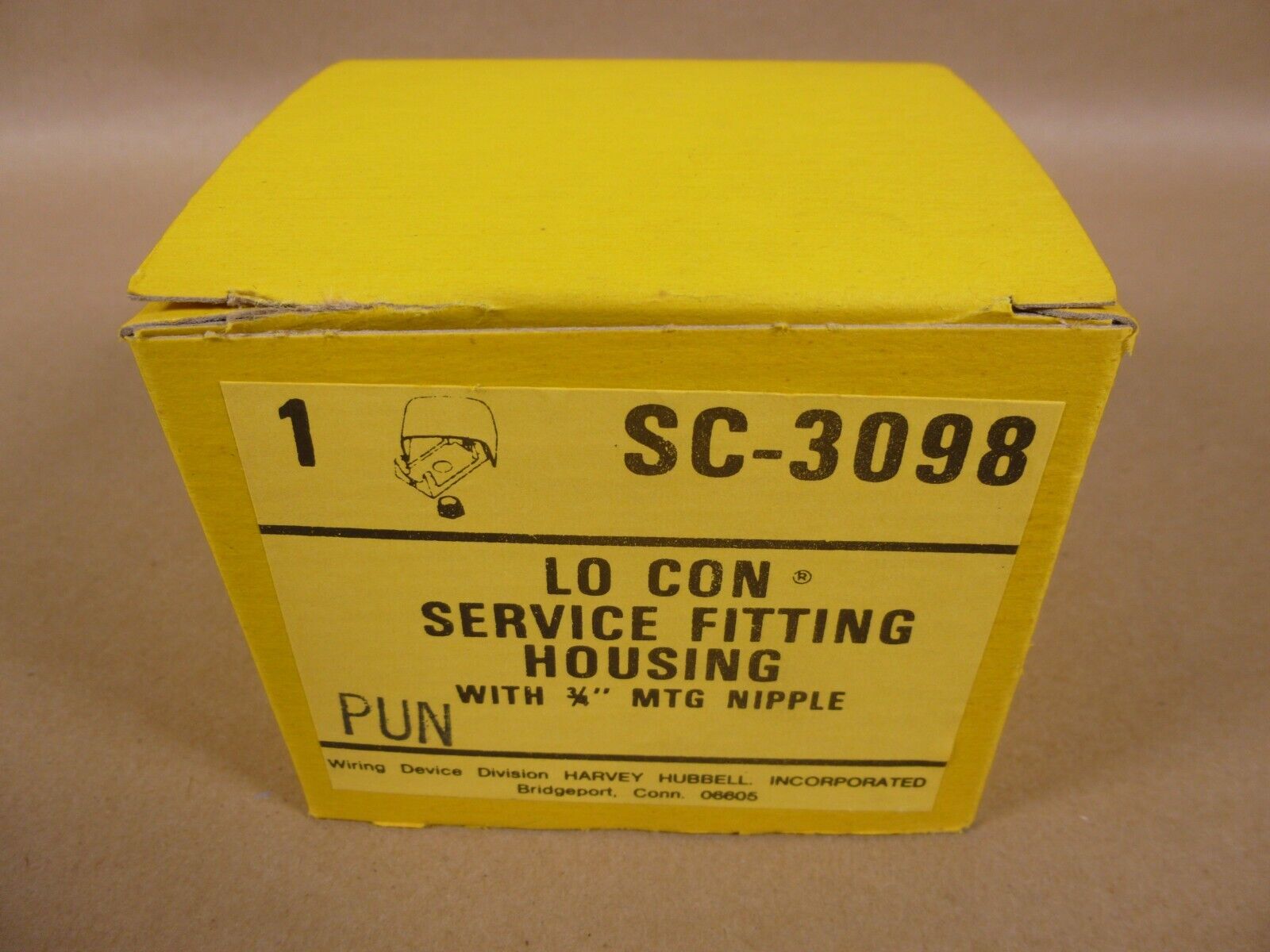 Hubbell SC3098 Lo-Con Service Fitting Aluminum Housing 3/4 inch Nipple Included | Electrical MRO Replacement Parts & Components and Commercial Electrical Supplies Company