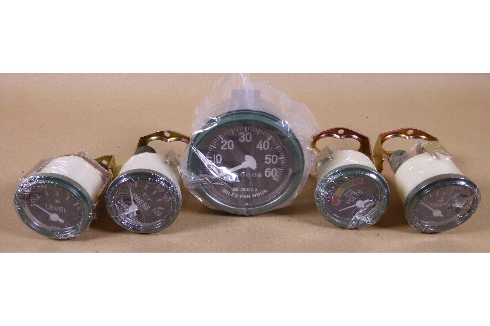 HUMVEE HMMWV M998 5 GAUGE KIT TEMPERATURE VOLTMETER FUEL LEVEL OIL SPEEDOMETER | Genuine HMMWV Replacement Parts and Military Surplus Humvee Parts & Accessories