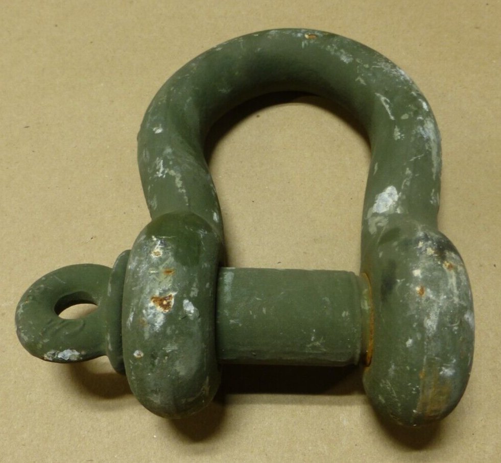HUMVEE M998 M939 M35 FMTV WLL 10T TOW SHACKLE MIL GREEN 26MM , 4030-01-504-7788 | Genuine M35 Military Truck Parts and M939 Cargo Truck Surplus Parts