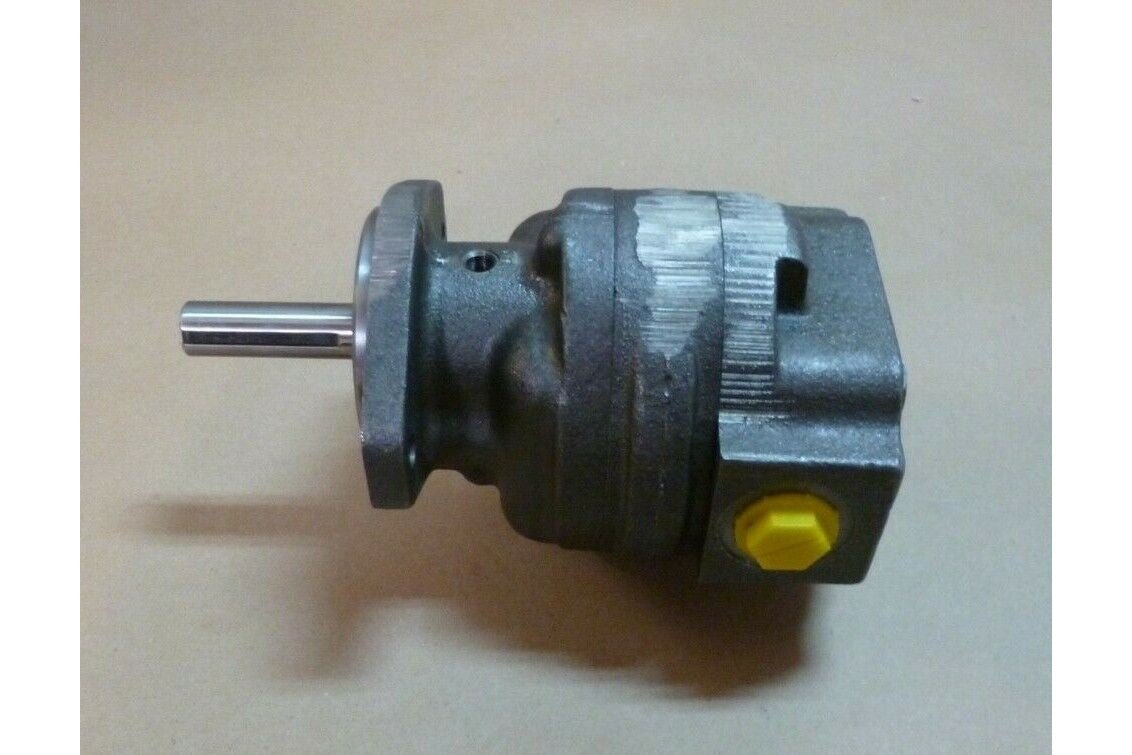 HYDRAULIC MOTOR FOR M977 SERIES HEMTT TRUCKS 1510KA6A1FB, 4320-01-147-8013 | Replacement Truck Parts, Trailer Accessories, Automobile Supplies, Car Parts & Accessories