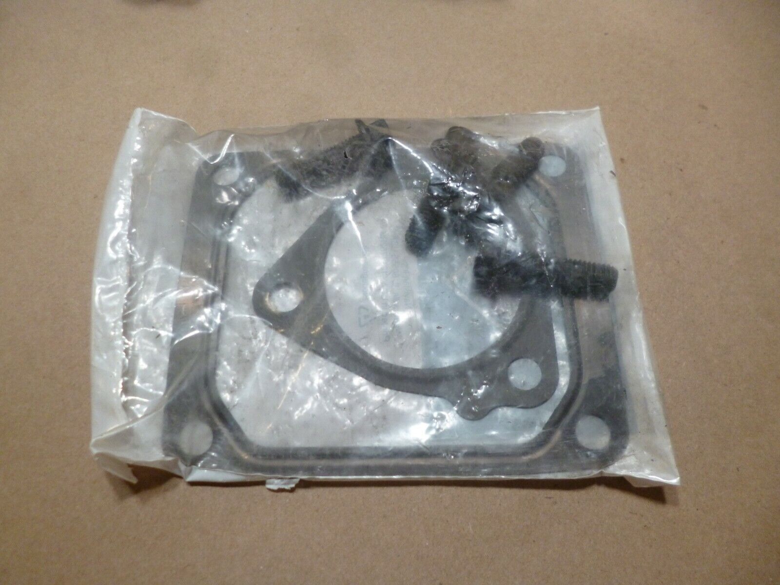 INTERNATIONAL MANIFOLD KIT 1876114C93 , 5340-01-566-5774 | Replacement Truck Parts, Trailer Accessories, Automobile Supplies, Car Parts & Accessories