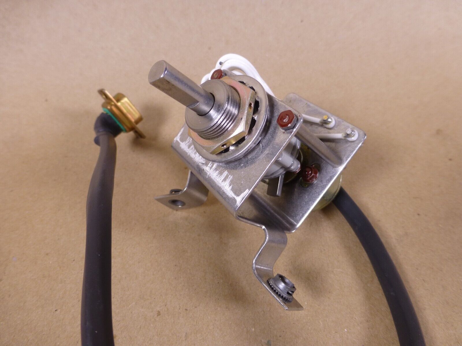 Janco 24315 Rotary Switch Fits Rockwell 13580009 , 5930-01-466-7778 | Industrial MRO Replacement Parts, Manufacturing Machine Parts & Components, Heavy Equipment Parts Supplier