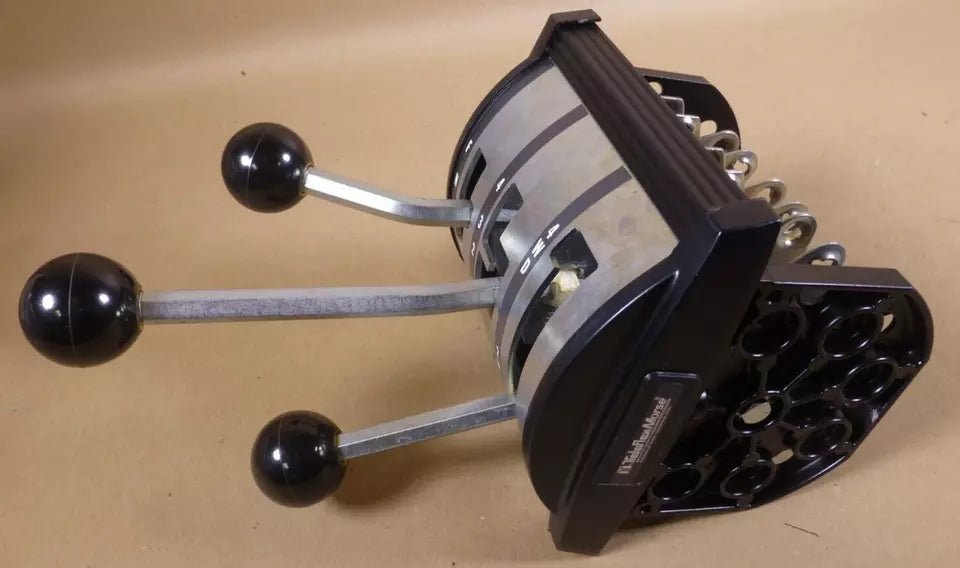Koehring Terex LRT 110 Crane Lever Shift Gate Control 709-1029 2520-01-262-5254 | Industrial Tractor Parts Supplier and Surplus Tractor Parts & Accessories