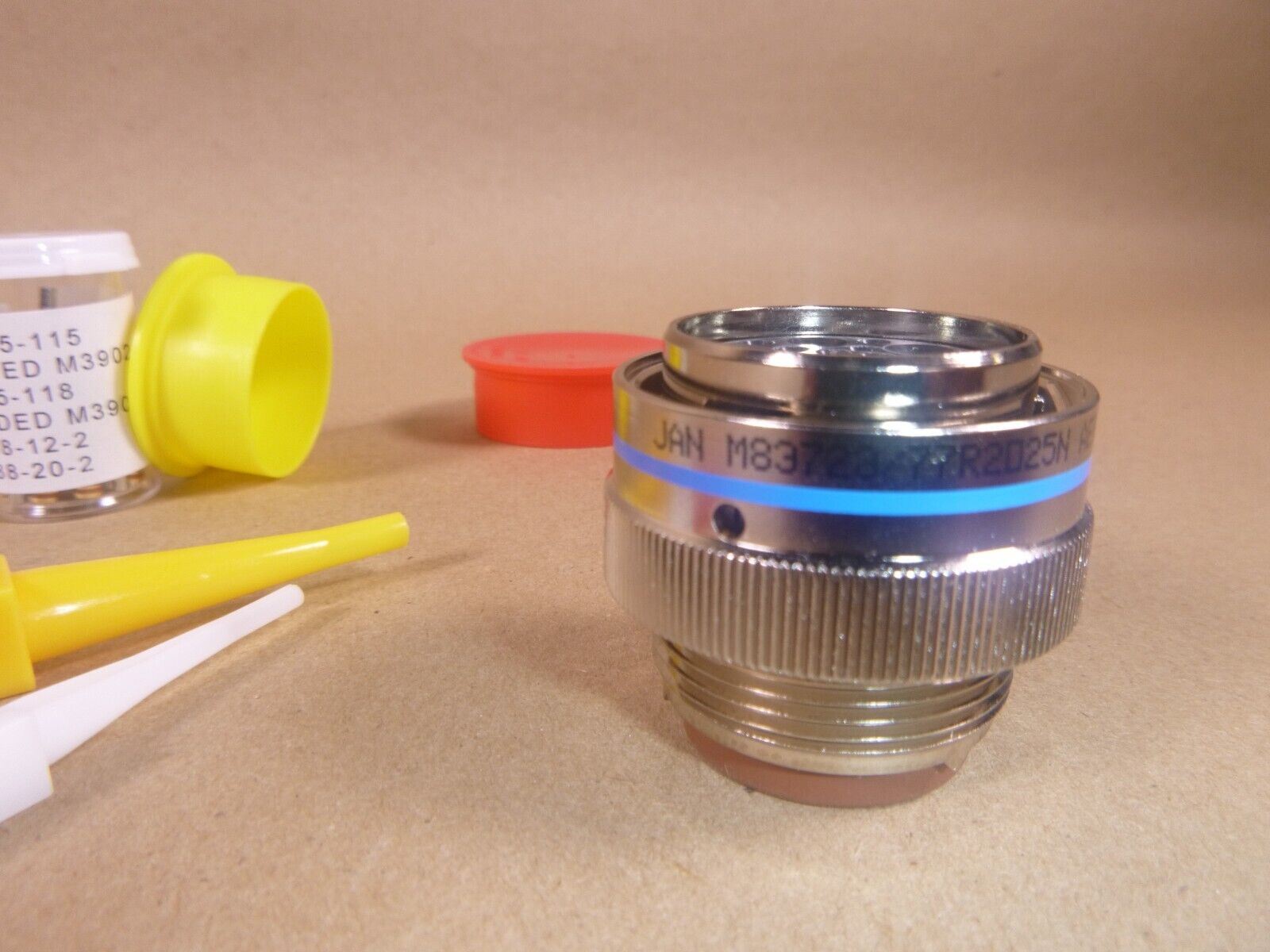 M83723/77R2025N Circular MIL Connector 25P Size 20 Straight RFI Plug Bayonet Skt | Electrical MRO Replacement Parts & Components and Commercial Electrical Supplies Company
