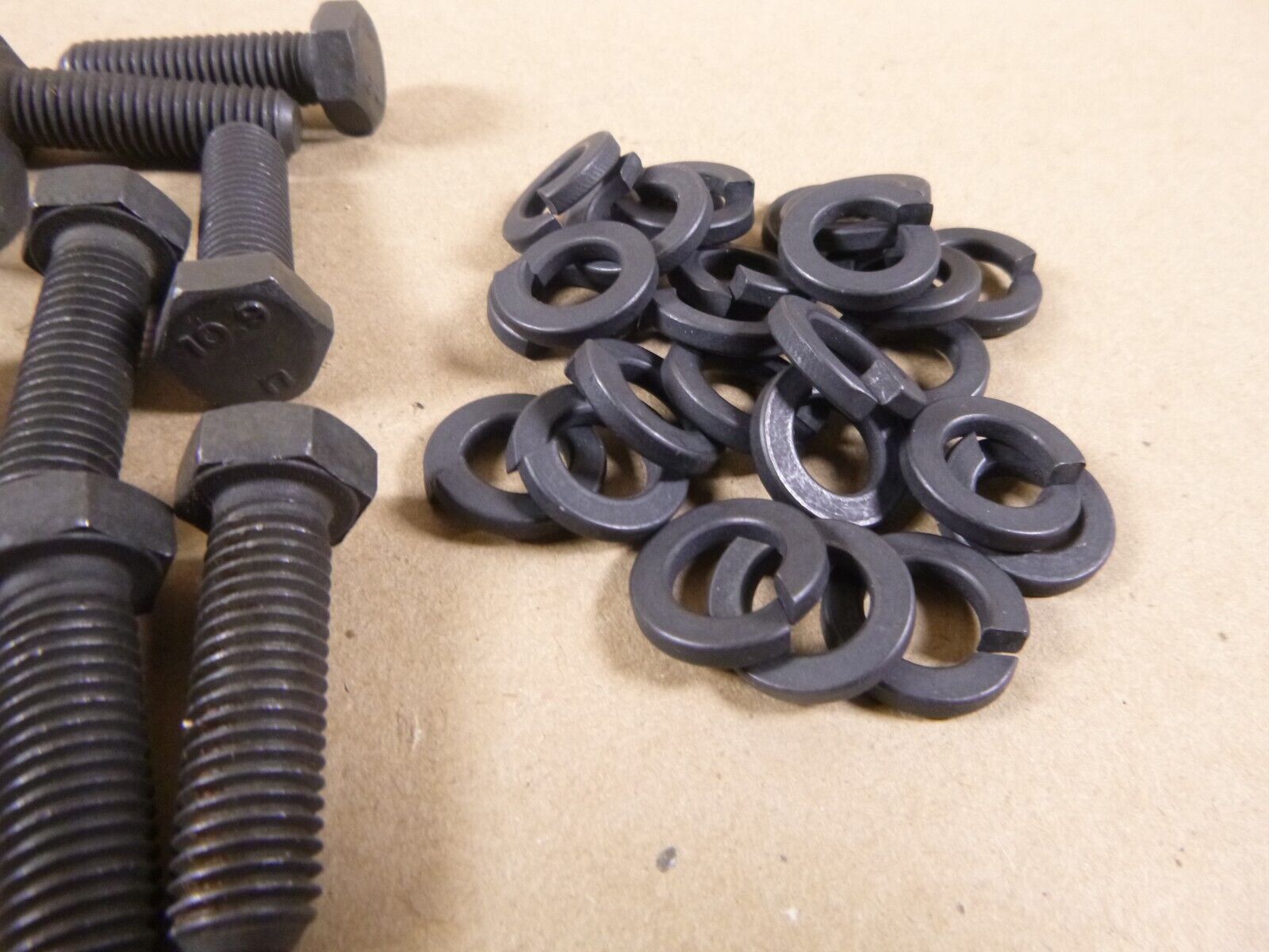 M998 Humvee 11513606 Halfshaft Mounting Bolts (24 Pc) M10X1.5X35 Grade 10.9 | Genuine HMMWV Replacement Parts and Military Surplus Humvee Parts & Accessories