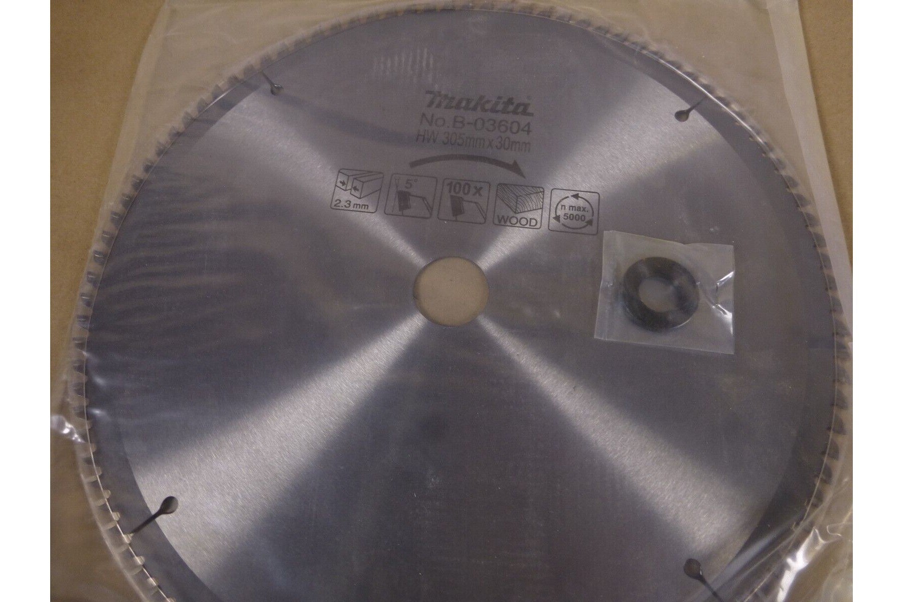 Makita B-03604 305mm x 30mm Circular Saw Blade | Industrial MRO Tools and Replacement Industrial Equipment Components