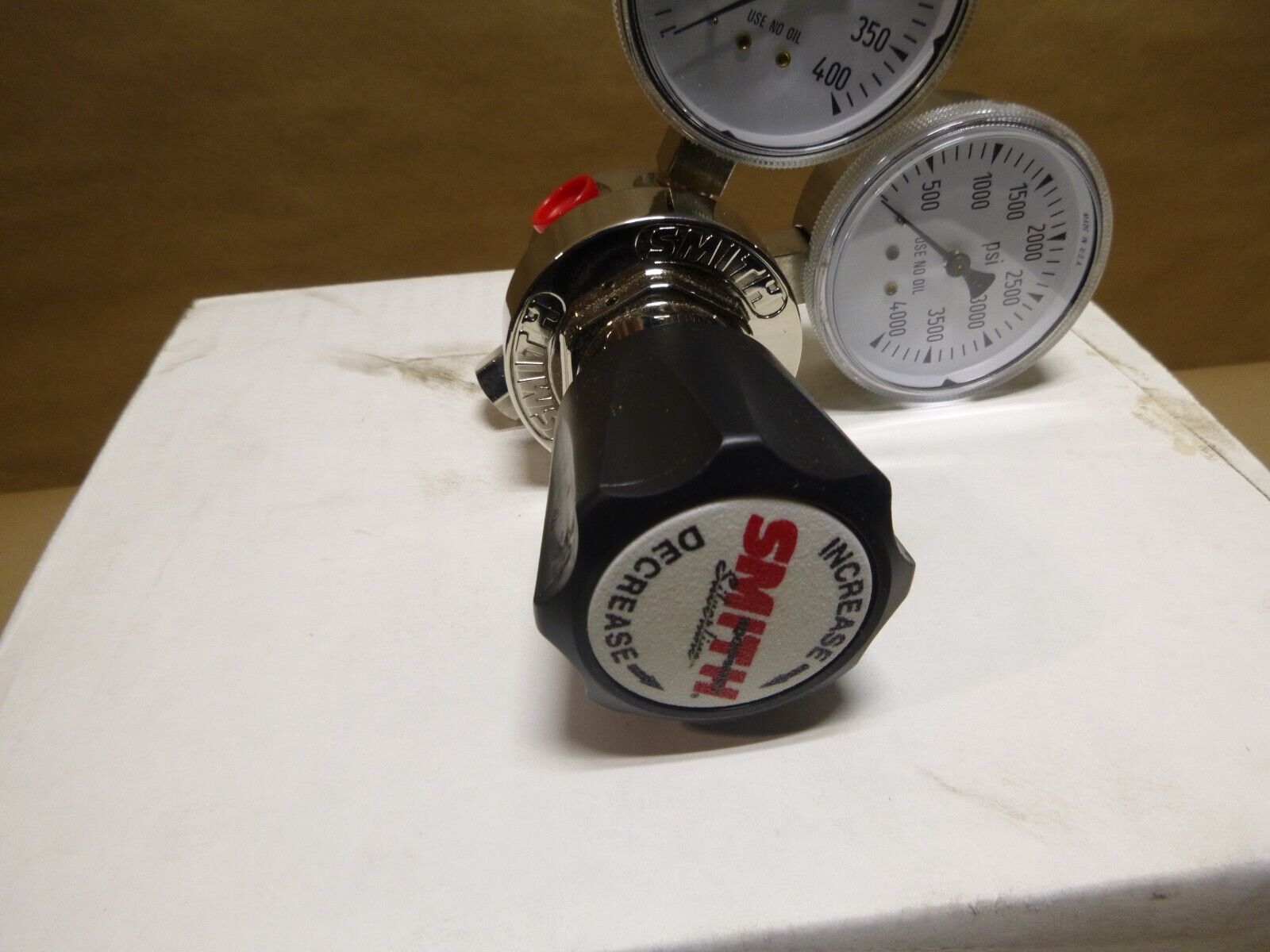 Miller Smith 113-0000 General Purpose Single Stage Cylinder Regulator 250 Psig | Industrial MRO Replacement Parts, Manufacturing Machine Parts & Components, Heavy Equipment Parts Supplier