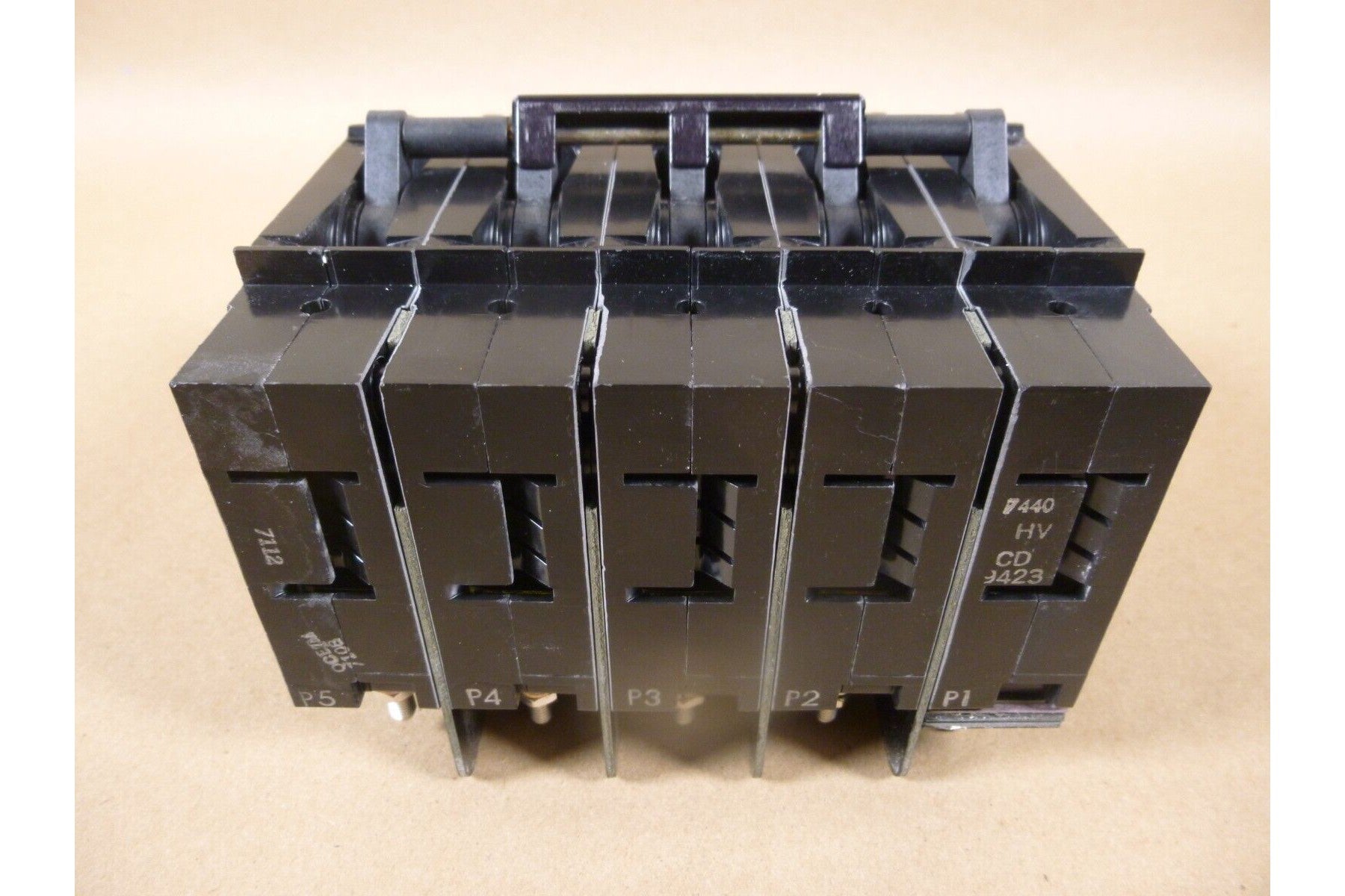 NEW For Eaton Heinemann Circuit Breaker CD5-Z25-1 209051 CD5-A16A3A3B3B3 209051 | Electrical MRO Replacement Parts & Components and Commercial Electrical Supplies Company