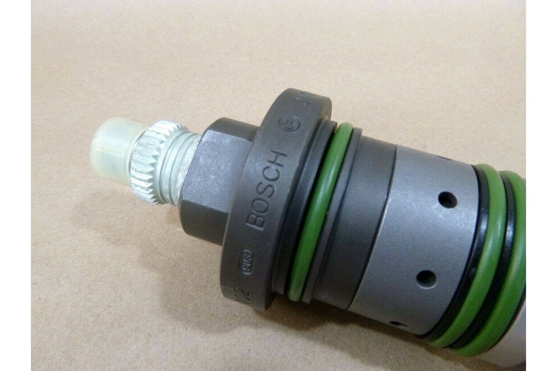 New Genuine Bosch 0414401102 Injection Pump, Deutz 2111335, Volvo Penta 11700423 | Replacement Truck Parts, Trailer Accessories, Automobile Supplies, Car Parts & Accessories