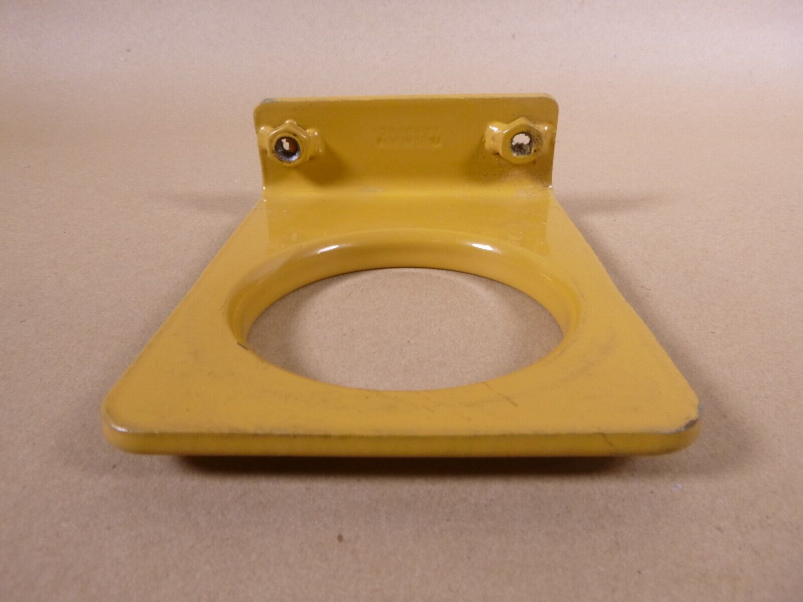 New Genuine Caterpillar Retainer 108-0697, 1080697 | Industrial Tractor Parts Supplier and Surplus Tractor Parts & Accessories