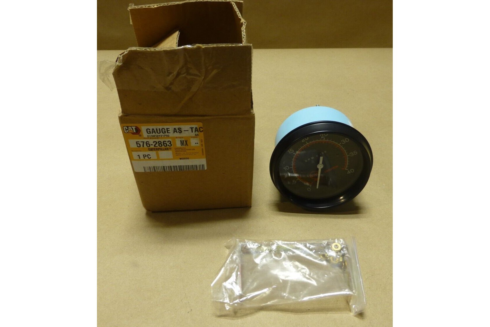 OEM Cat 576-2863 Tachometer Vibration VPM For CP-533E CP-54 CP-56 CP-563E CP-74 | Industrial Tractor Parts Supplier and Surplus Tractor Parts & Accessories