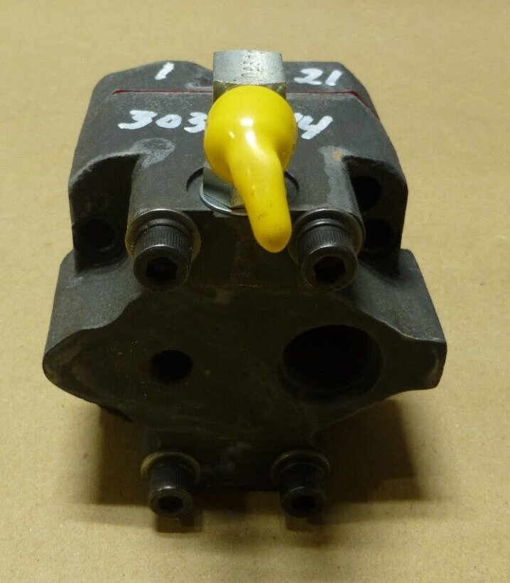 OEM Cummins 3034244 Fuel Pump For V378, V504, V555, V903, VT8, VTA903, CM2250 | Replacement Truck Parts, Trailer Accessories, Automobile Supplies, Car Parts & Accessories