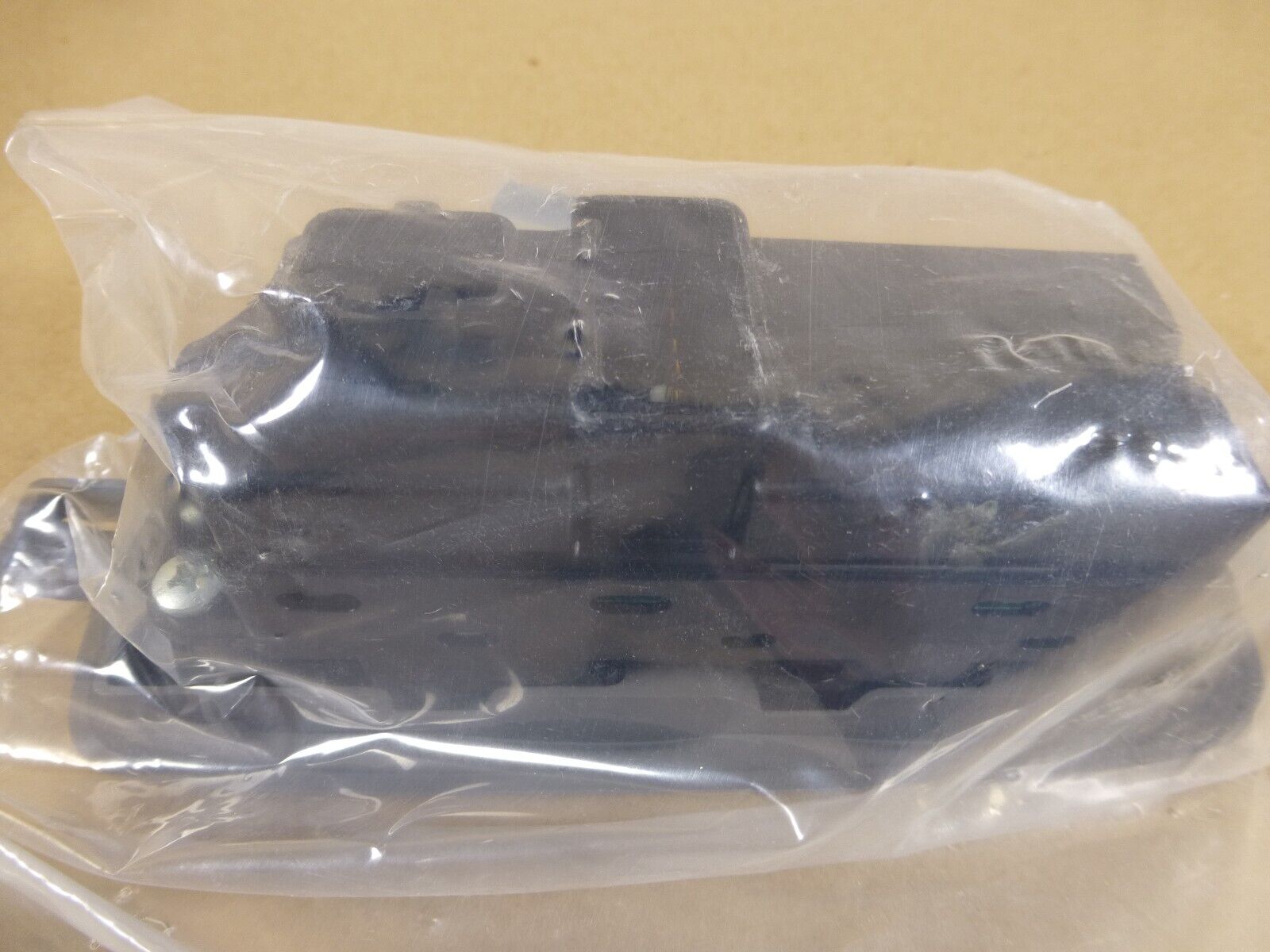 OEM Ford UM82-66-350 Electric Power Window Switch For Ranger 1999-2006 Genuine | Replacement Truck Parts, Trailer Accessories, Automobile Supplies, Car Parts & Accessories
