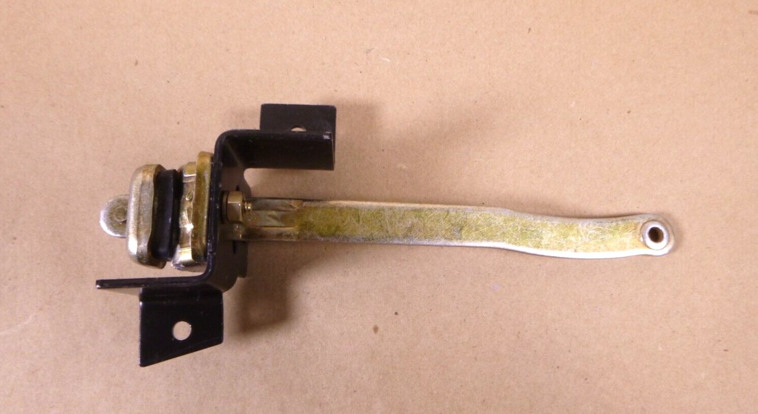 Passenger Side Door Check Bracket Freightliner A18-24221-000, MBenz A007200016 | Replacement Truck Parts, Trailer Accessories, Automobile Supplies, Car Parts & Accessories