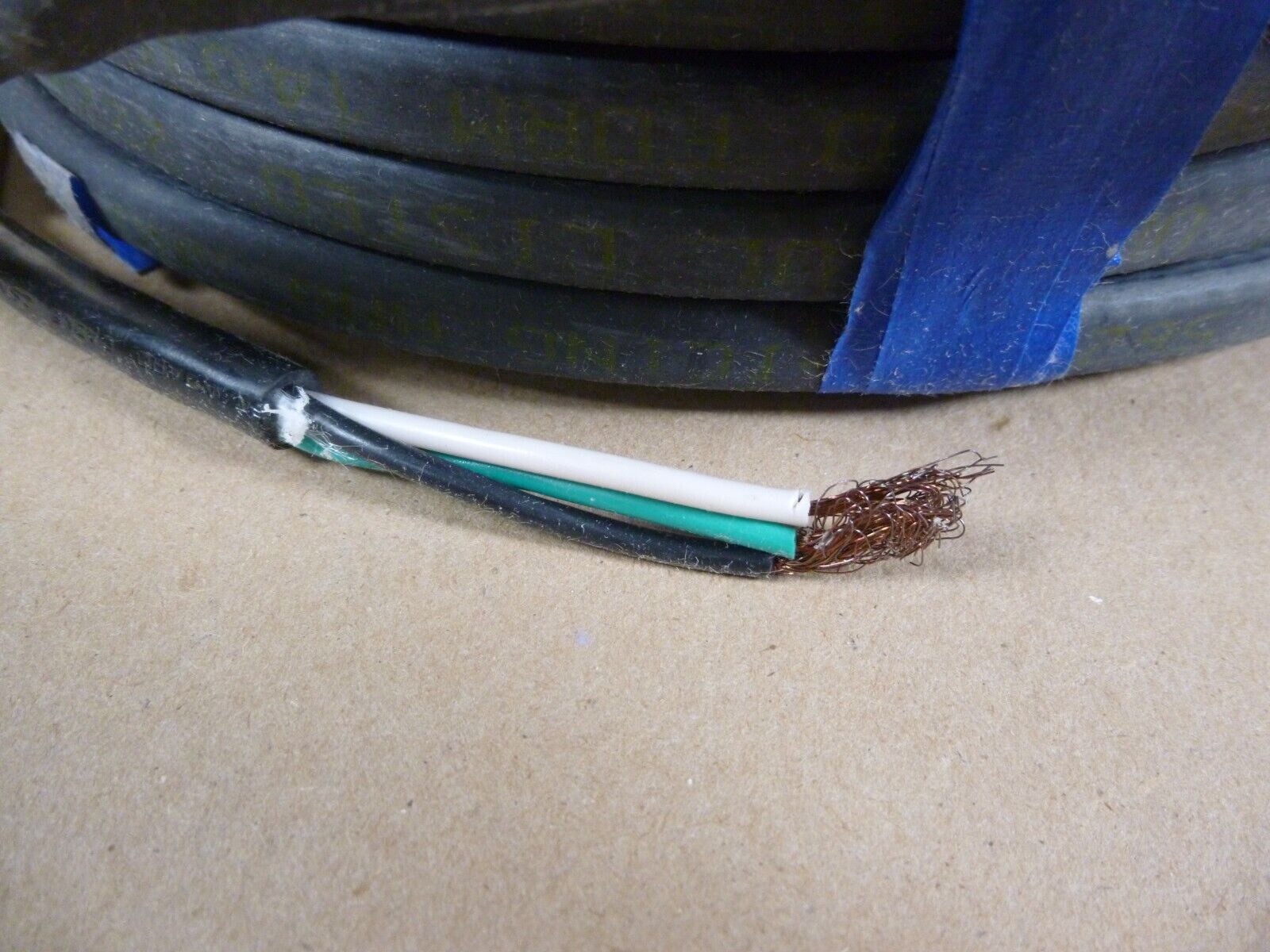 PSR2100 Easy Heat Electric Pipe Freeze Protection Roof De-icing Cable 100’ 500W | Electrical MRO Replacement Parts & Components and Commercial Electrical Supplies Company