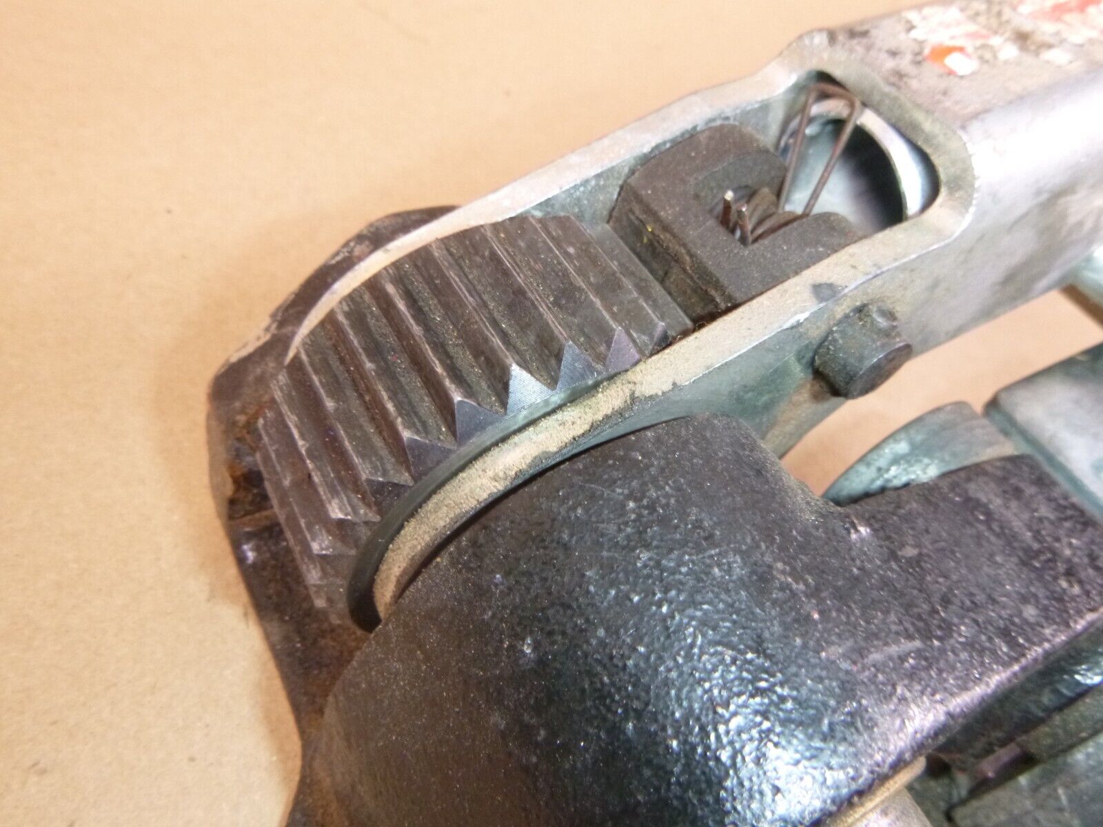 Shipping Room Products Windless Steel Banding Tensioner Up to 1-1/4" U.S.A. | Industrial MRO Tools and Replacement Industrial Equipment Components