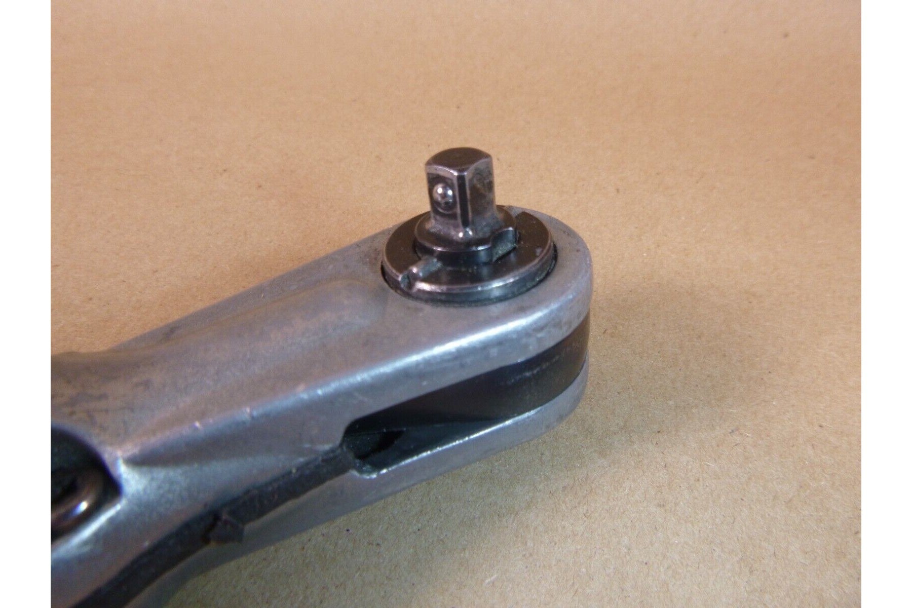 Snap-on 1/4-inch Drive Air Ratchet FAR25A (Bottom Seal Leaks) | Industrial MRO Tools and Replacement Industrial Equipment Components