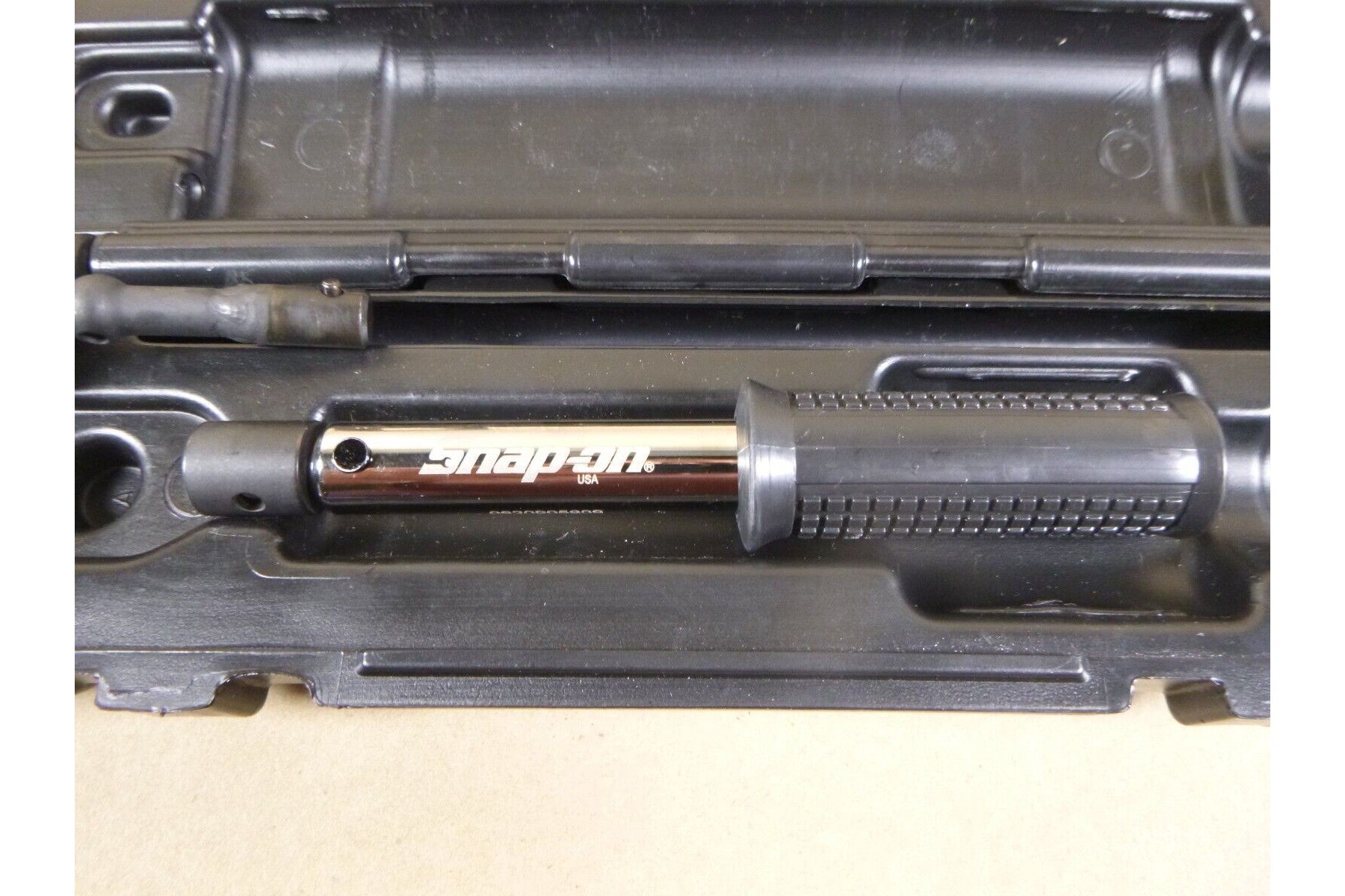 Snap On QC1P60 Preset Torque Wrench W/ QJSD8A 1/4" Drive Torque Wrench Head | Industrial MRO Tools and Replacement Industrial Equipment Components