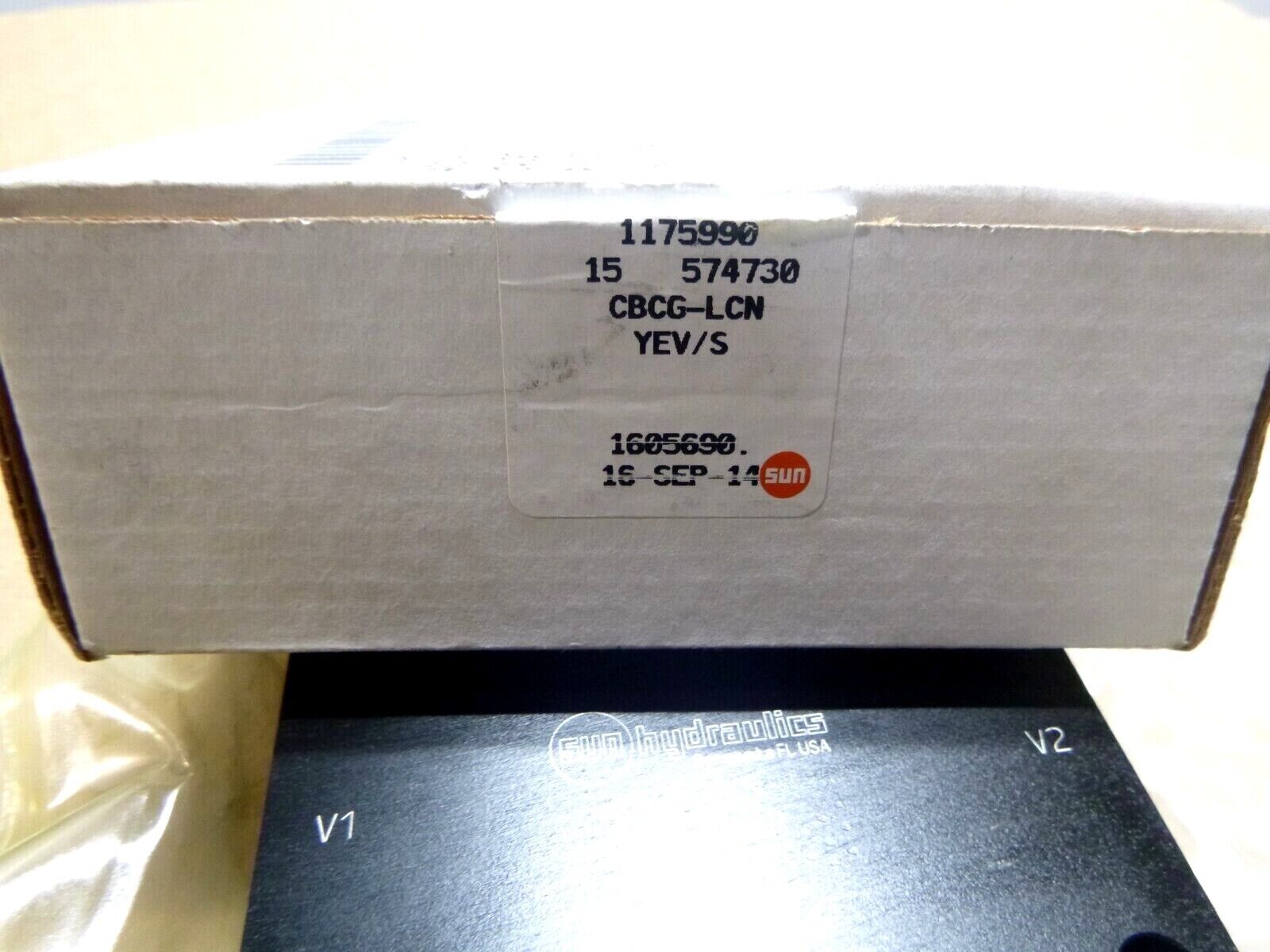 Sun Hydraulics Linear Directional Control YEV/S Manifold W/ (2) CBCG-LCN Valves | Industrial MRO Replacement Parts, Manufacturing Machine Parts & Components, Heavy Equipment Parts Supplier