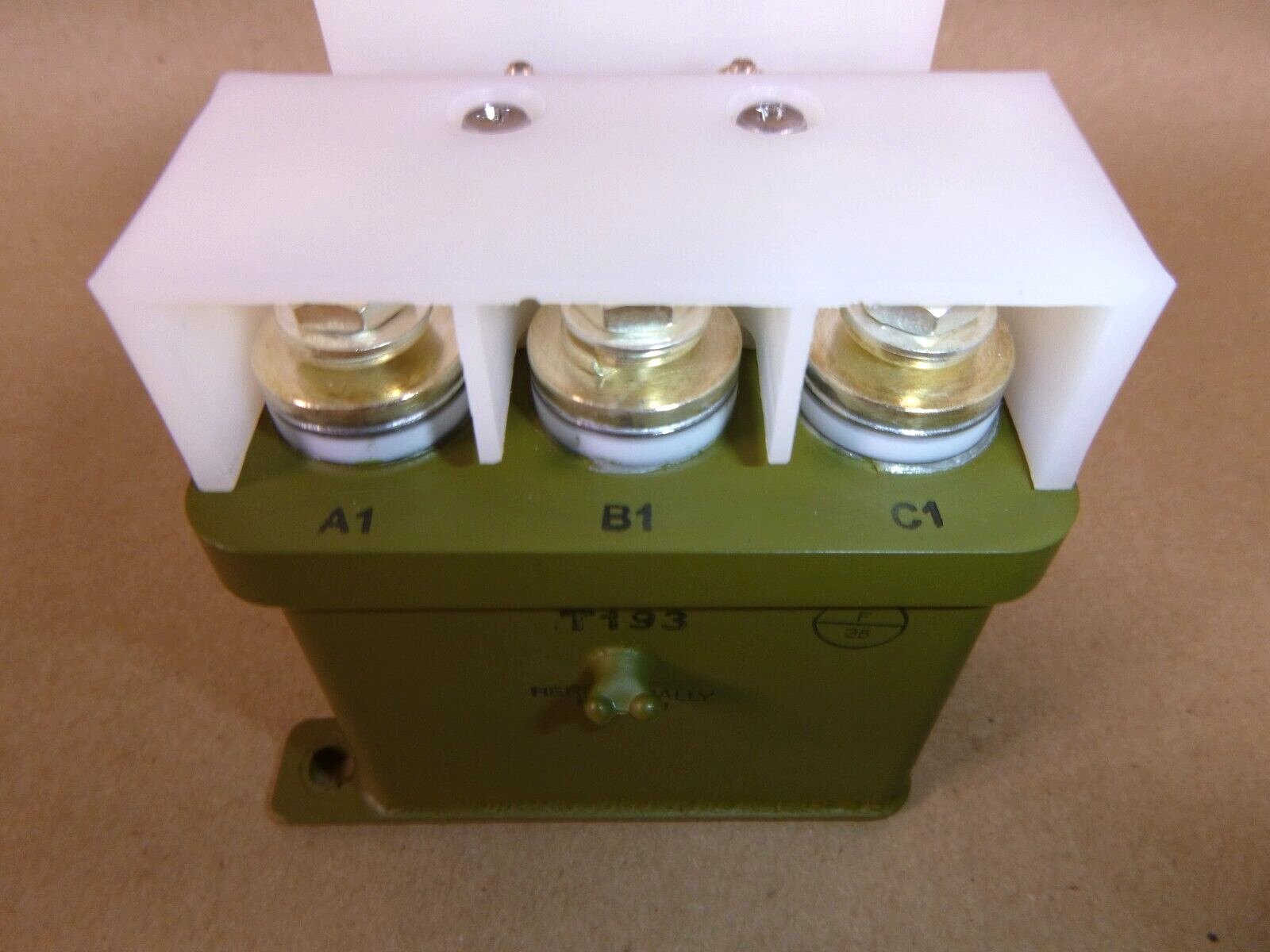 TYCO Electronics BH-494H-1 Contactor 3PST NO, 400 Hz. 28 Vdc Coil, 300 Amp | Electrical MRO Replacement Parts & Components and Commercial Electrical Supplies Company
