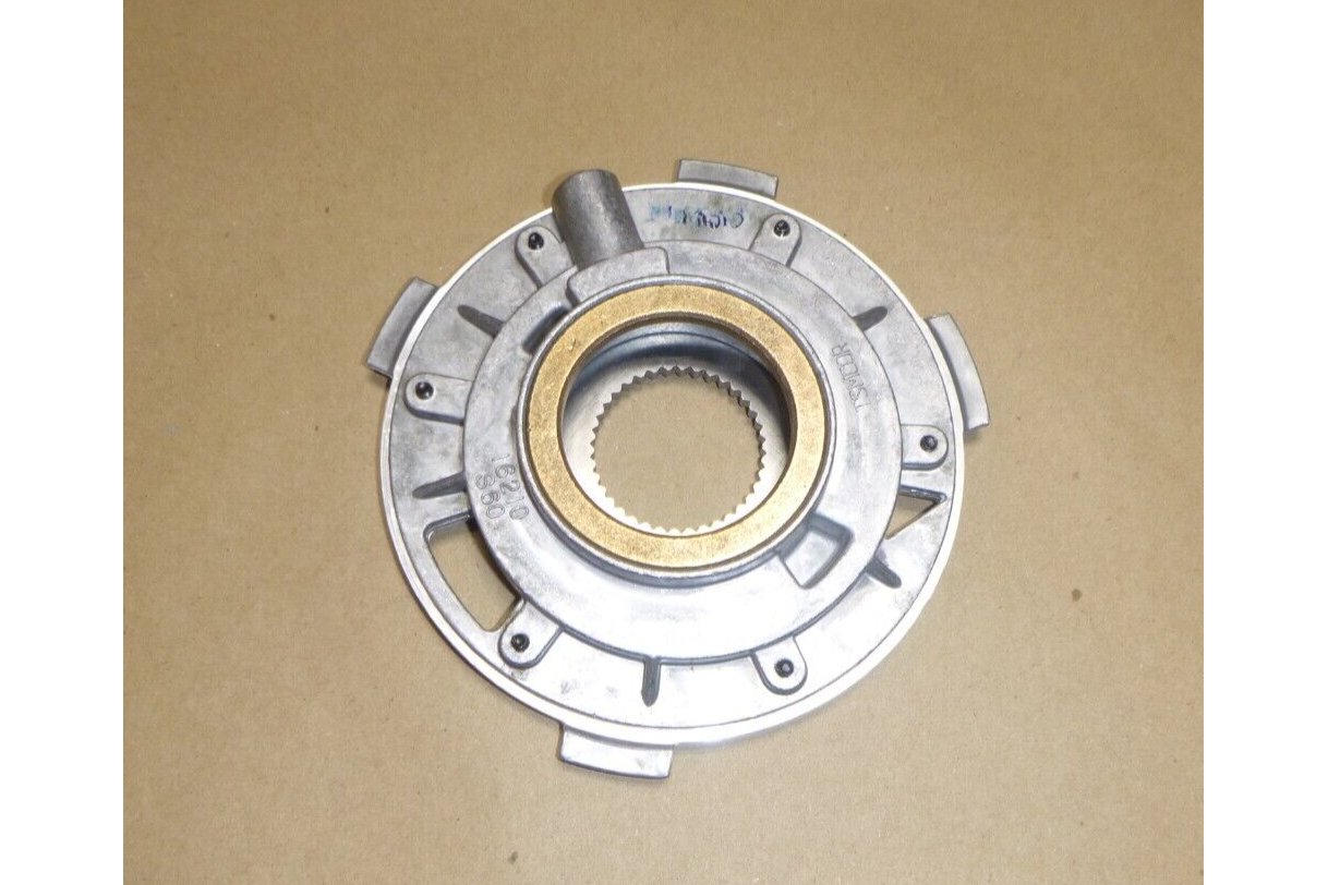 USGI M998 Humvee Transfer Case Rotary Pump 4320-01-358-8608, 16686, 5938674 | Genuine HMMWV Replacement Parts and Military Surplus Humvee Parts & Accessories