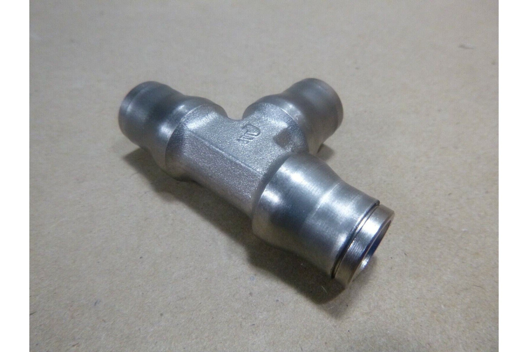 USGI Mil-Spec 12mm Push To Connect Rigid Tube Stainless Steel Tee Mender | Industrial MRO Replacement Parts, Manufacturing Machine Parts & Components, Heavy Equipment Parts Supplier