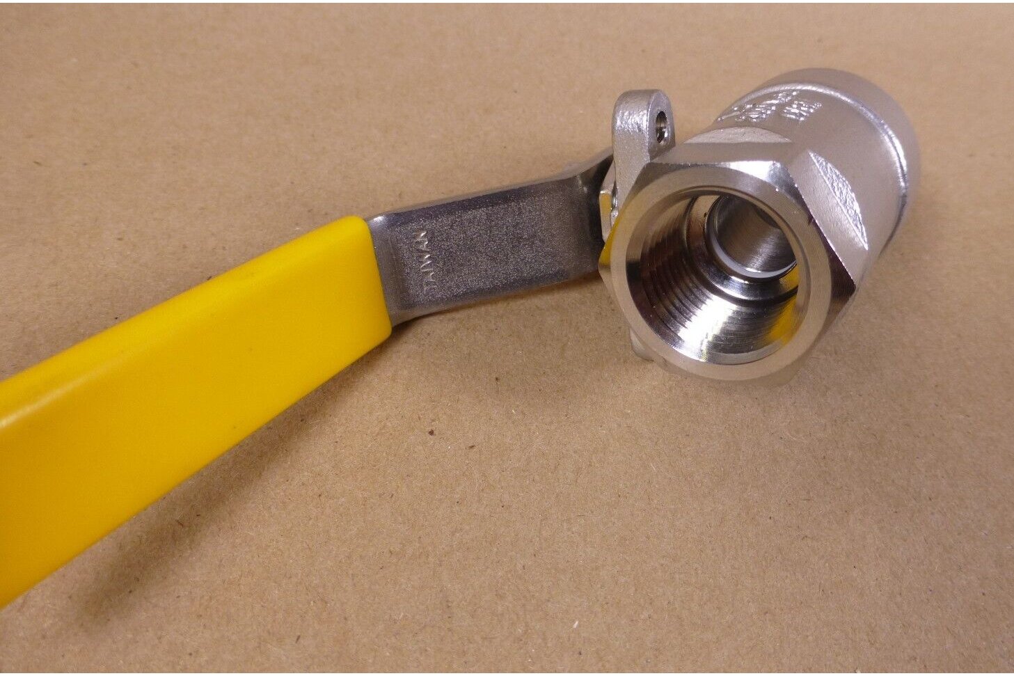 XV501SS-8-35 Parker 1/2" Stainless Steel Ball Valve , Male Female Pipe Ends | Industrial MRO Replacement Parts, Manufacturing Machine Parts & Components, Heavy Equipment Parts Supplier