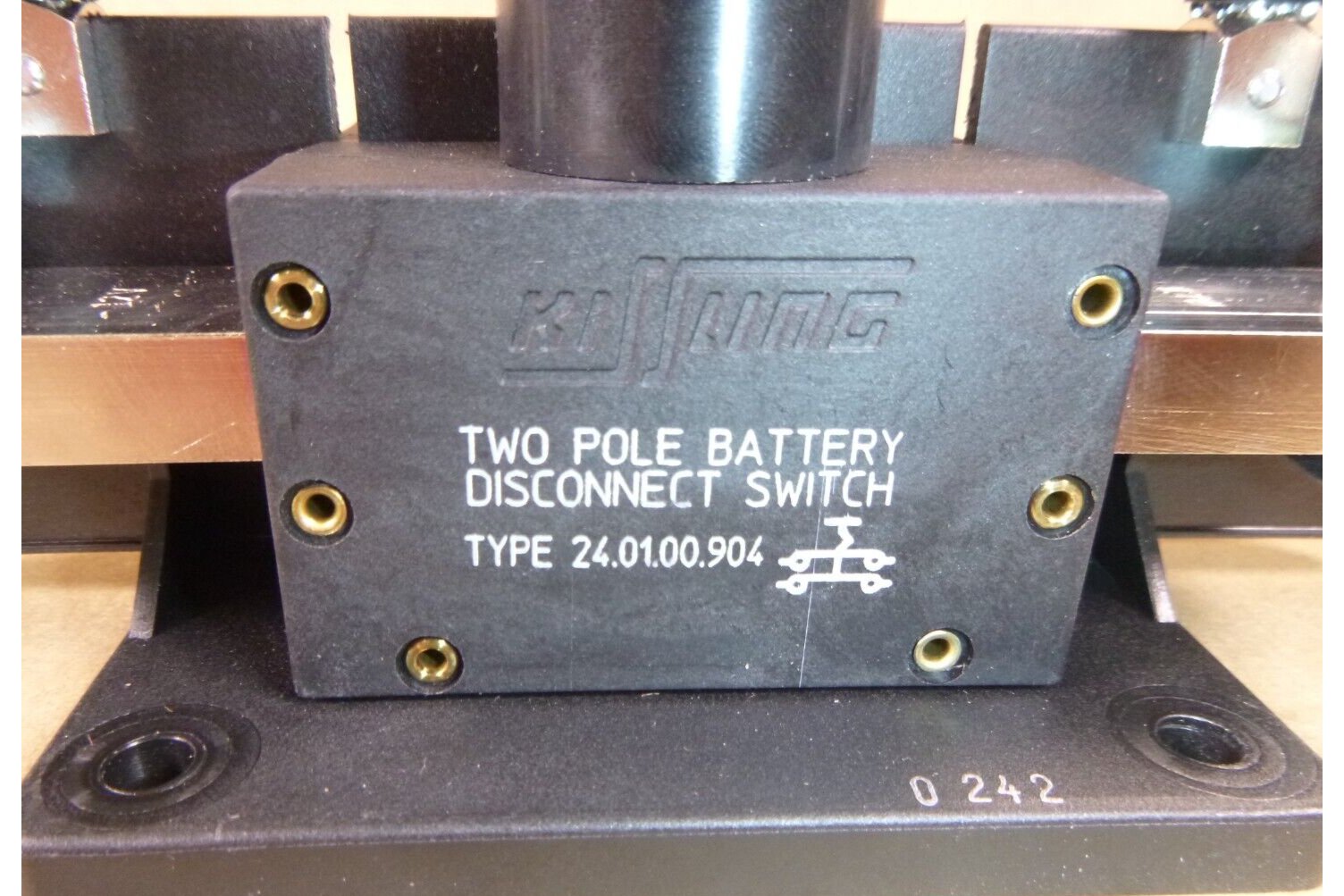 1000 Amp Kissling 24V / 12V Two Pole Battery Disconnect Switch 24.01.00.904 | Replacement Truck Parts, Trailer Accessories, Automobile Supplies, Car Parts &amp; Accessories