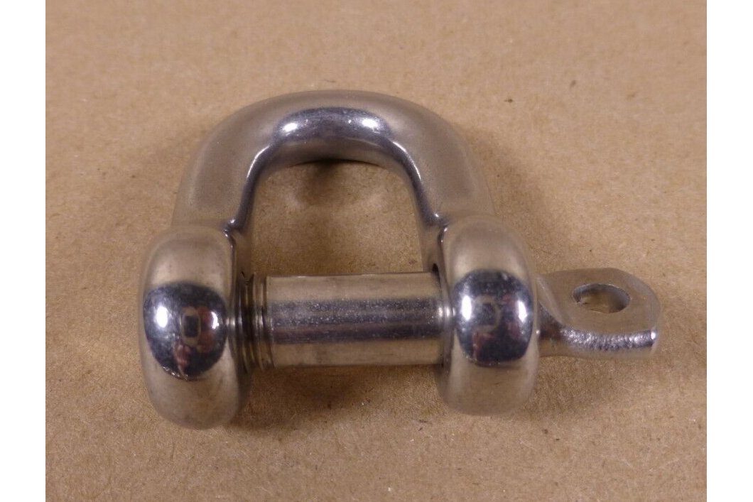 (13x) Stainless Steel Marine Boat Truck 5/16" Shackle , 5/8" x 1" ID | Industrial Replacement Nuts &amp; Bolts Distributor and Machinery Screws &amp; Fasteners Supply
