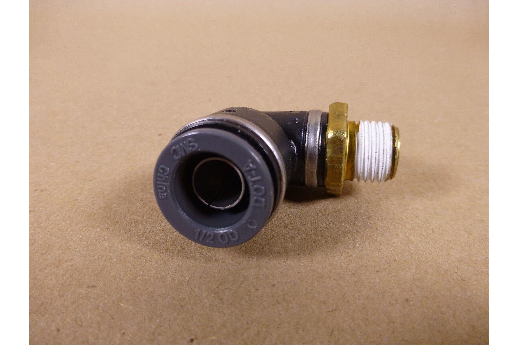(28 PACK) Replaces Parker 369PTC-8-4 Tube To Male Elbow 1/2" OD 1/4" NPT Thread | Industrial MRO Replacement Parts, Manufacturing Machine Parts &amp; Components, Heavy Equipment Parts Supplier