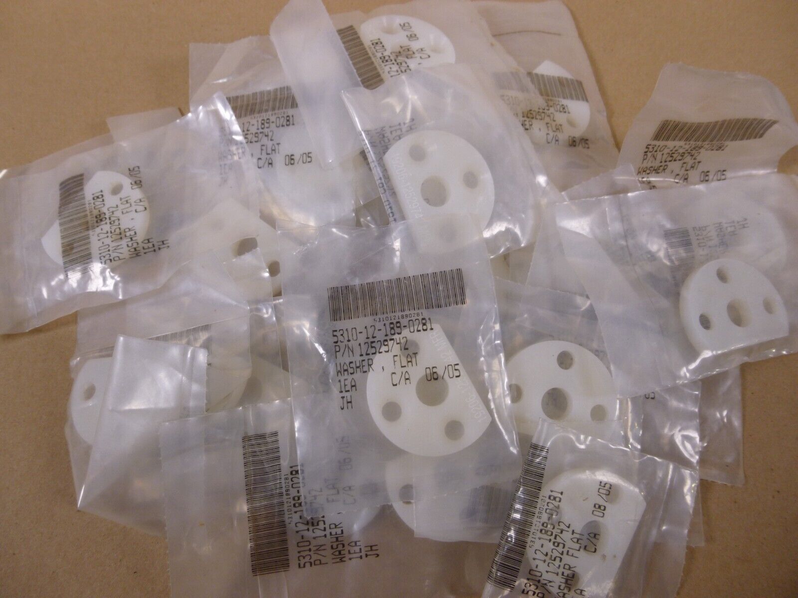 (29x) 12529742 Flat Washer , 5310-12-189-0281 | Industrial MRO Replacement Parts, Manufacturing Machine Parts &amp; Components, Heavy Equipment Parts Supplier
