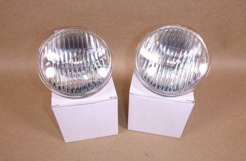 (2x) 4015, 6 Volt, PAR36 (4 1/2") Driving / Fog Clear Sealed Beam Lamp 35 Watt - Royal Equipment Unbranded