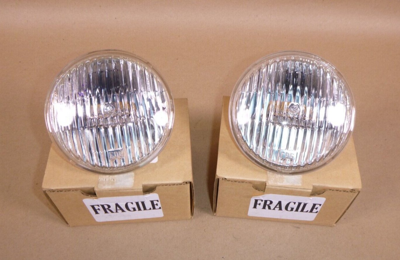(2x) GE 4015, 6 Volt, PAR36 (4 1/2") Driving Clear Sealed Beam Lamp, Made in USA | Electrical MRO Replacement Parts &amp; Components and Commercial Electrical Supplies Company