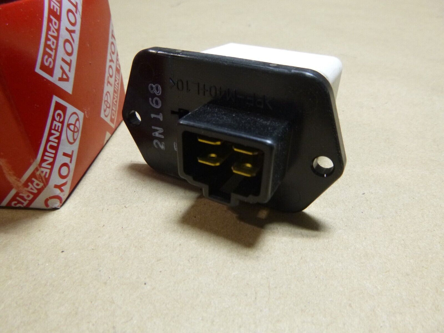 New Genuine Toyota HILUX/4RUNNER TRUCK Blower Resistor 87138-35080 | Replacement Truck Parts, Trailer Accessories, Automobile Supplies, Car Parts &amp; Accessories